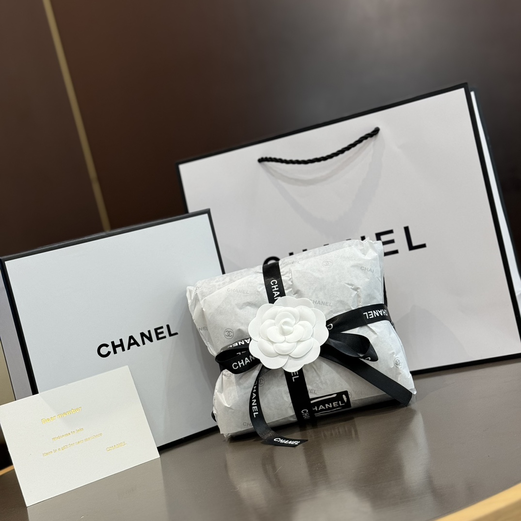 Chanel Haute Couture Silk Twill Scarf Shawl Ref.2541CCDB 9