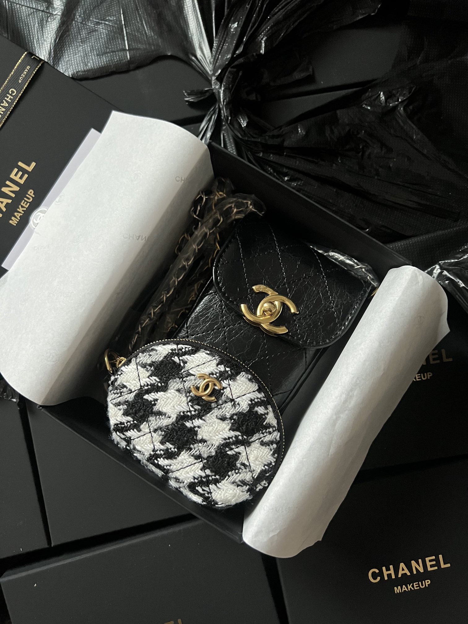 Chanel Vintage Collection Fabric Phone Bag - Comprehensive 3