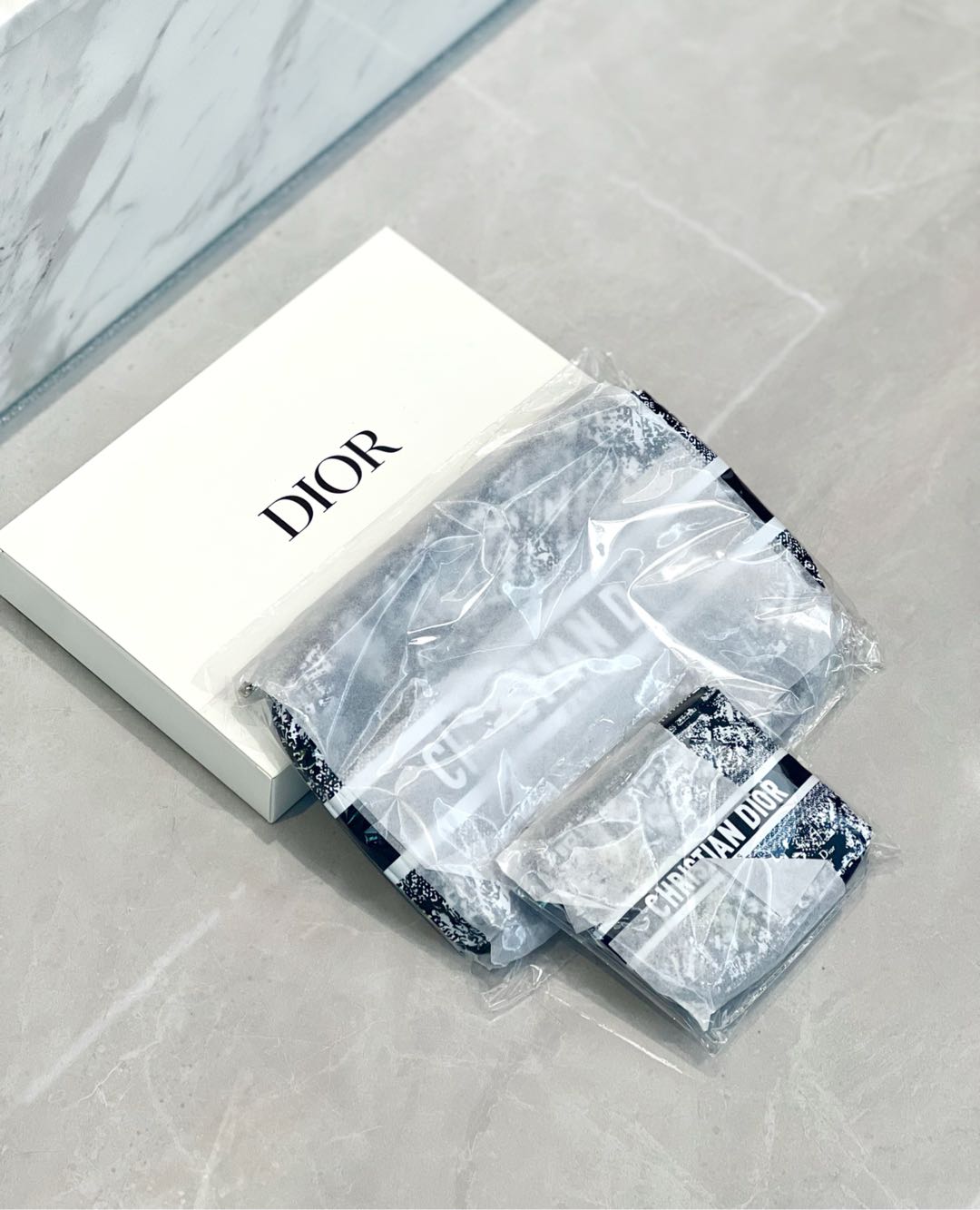 Dior Paris Limited Edition Pouch (Converted - BeautyMakeUp