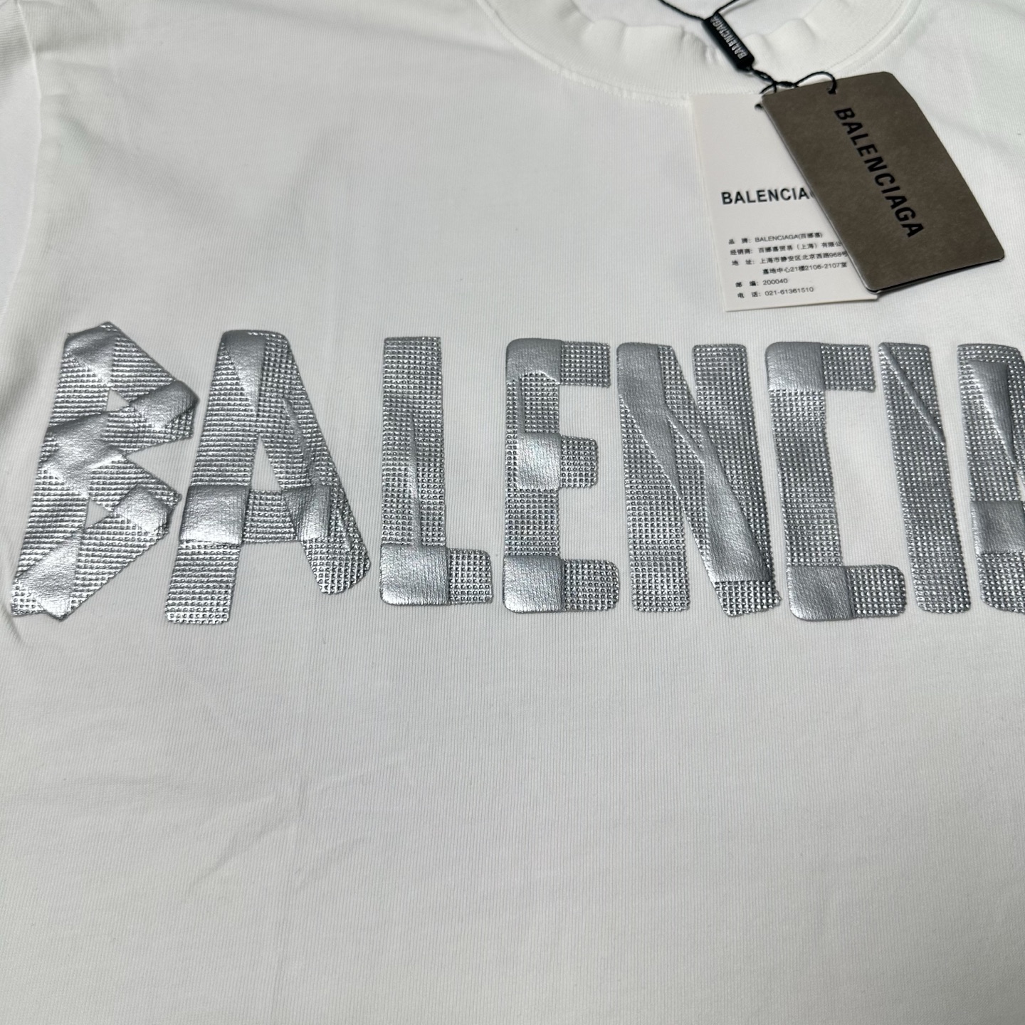 BALENCIAGA/巴黎世家 2026新版立体凹凸银色胶带短袖T恤 黑色 白色 BALENCIAGA/巴黎世家 2026新版立体凹凸银色胶带短袖T恤 黑色 白色