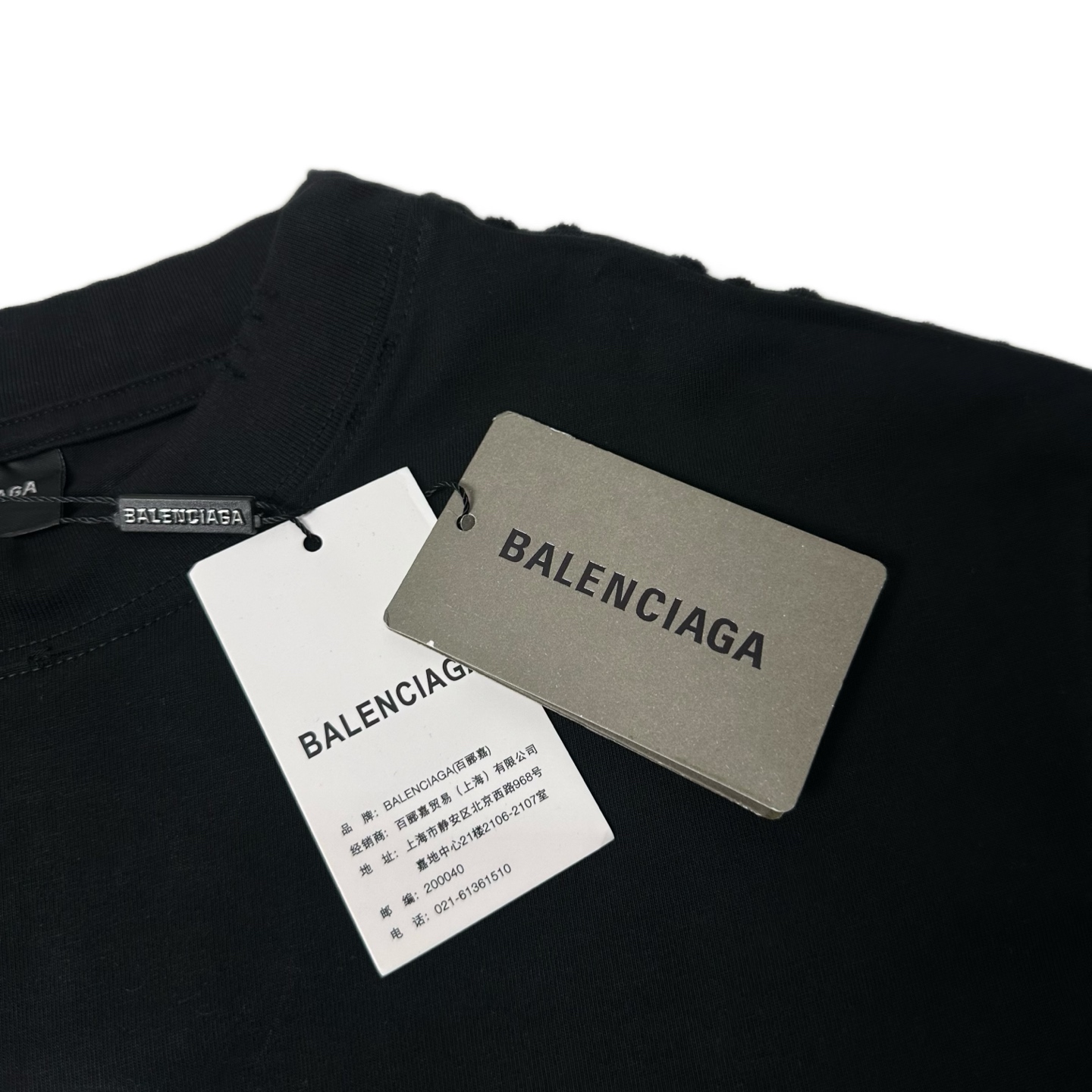 BALENCIAGA/巴黎世家 S26罗马系列刺绣重工磨破圆领短袖 黑色-莆田鞋,莆田鞋货源,高仿鞋,高仿鞋货源,安福档口,莆田高仿鞋,莆田鞋批发,高仿鞋批发,莆田高仿运动鞋,高仿运动鞋,莆田运动鞋 BALENCIAGA/巴黎世家 S26罗马系列刺绣重工磨破圆领短袖 黑色
