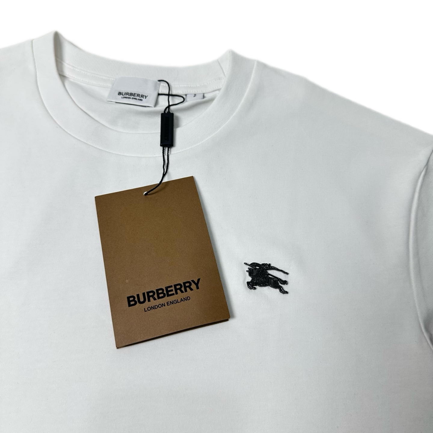 BURBERRY/巴宝莉 经典金属战马徽标圆领短袖 黑色 白色