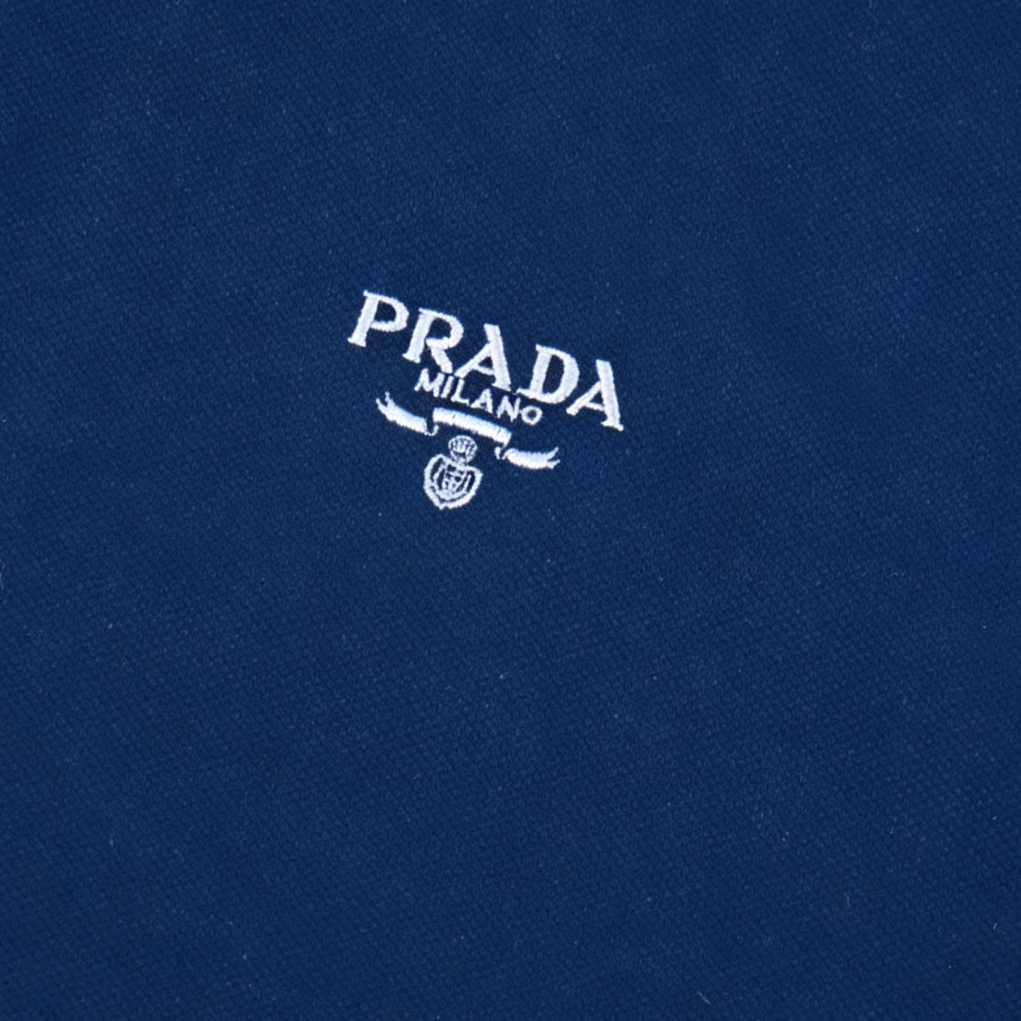 PRADA/普拉达 logo小标刺绣短袖Polo衫 黑色 藏蓝 白色-Chinese UA Cheap High Quatity Brand Clothes Bags handbags Sneakers wholesale wholesaler seller from China Factory suppliers Fashion Clothing Shoes best Quality Beautiful Price PRADA/普拉达 logo小标刺绣短袖Polo衫 黑色 藏蓝 白色