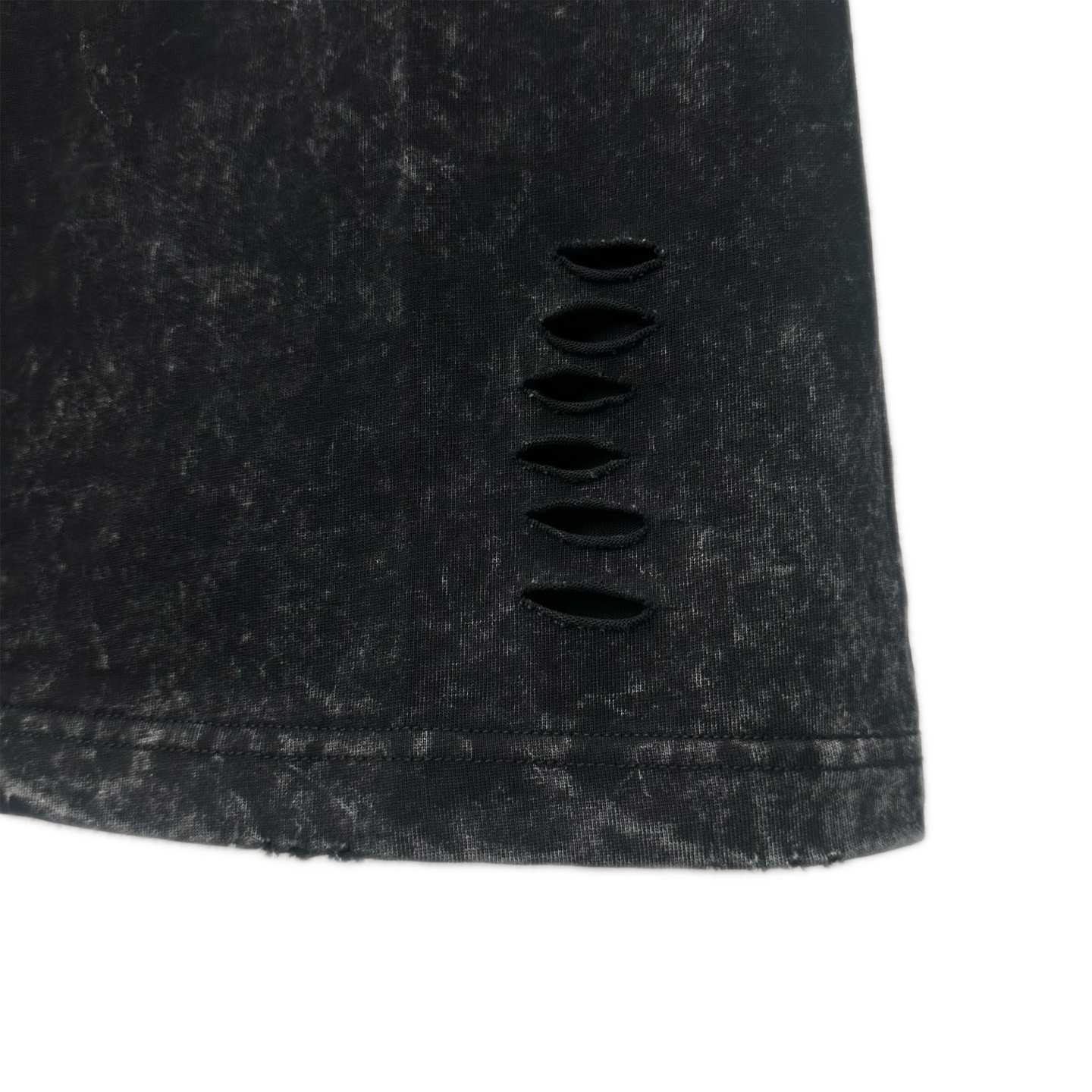 BALENCIAGA/巴黎世家 水洗梵文字母印花破坏圆领短袖 水洗黑 BALENCIAGA/巴黎世家 水洗梵文字母印花破坏圆领短袖 水洗黑