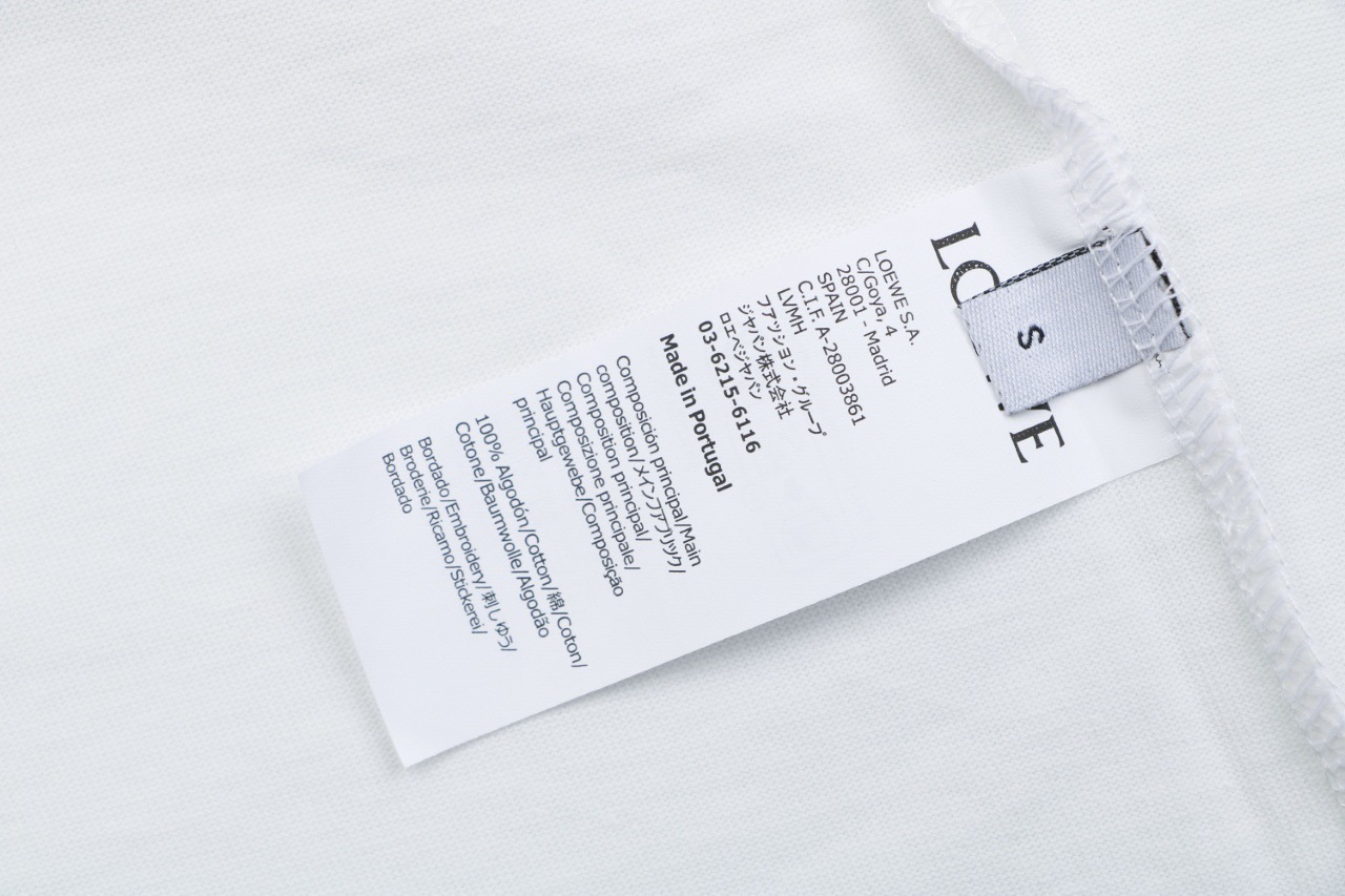 LOEWE/罗意威 26SS彩色毛线刺绣圆领短袖T恤 黑色 白色-Chinese UA Cheap High Quatity Brand Clothes Bags handbags Sneakers wholesale wholesaler seller from China Factory suppliers Fashion Clothing Shoes best Quality Beautiful Price LOEWE/罗意威 26SS彩色毛线刺绣圆领短袖T恤 黑色 白色