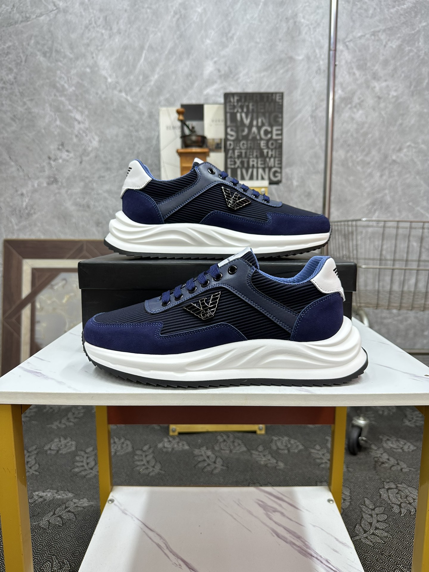 P200. [ARMARNI - ARMARNI 】 verano de los hombres últimos zapatos casuales nuevo listado, forro de cu