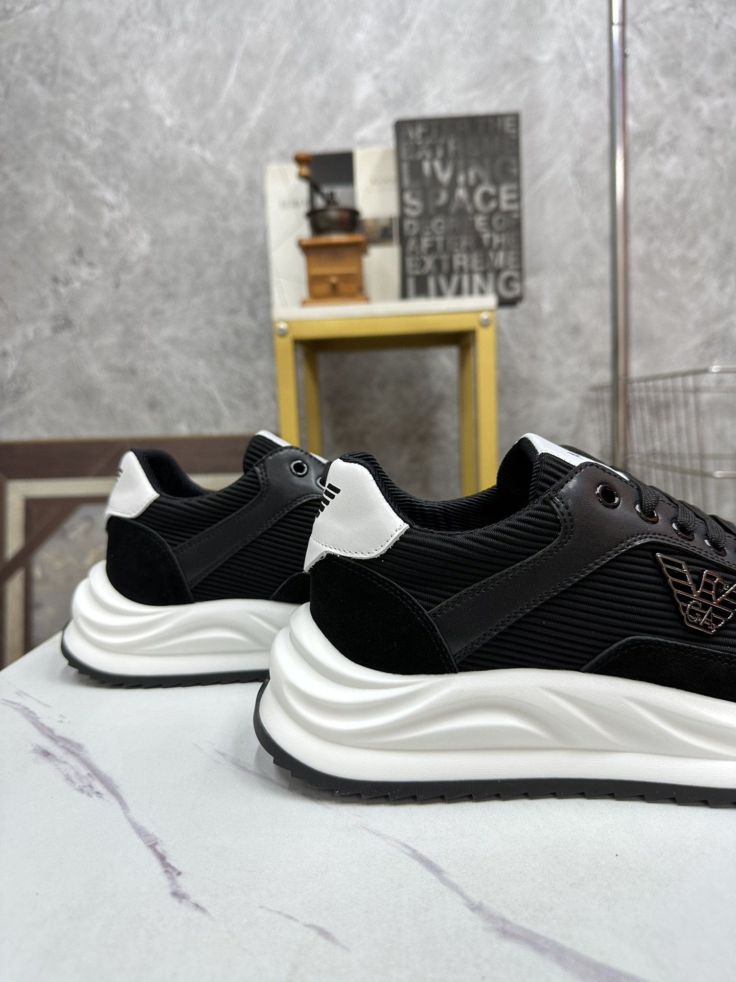 P200. [ARMARNI - ARMARNI 】 verano de los hombres últimos zapatos casuales nuevo listado, forro de cu