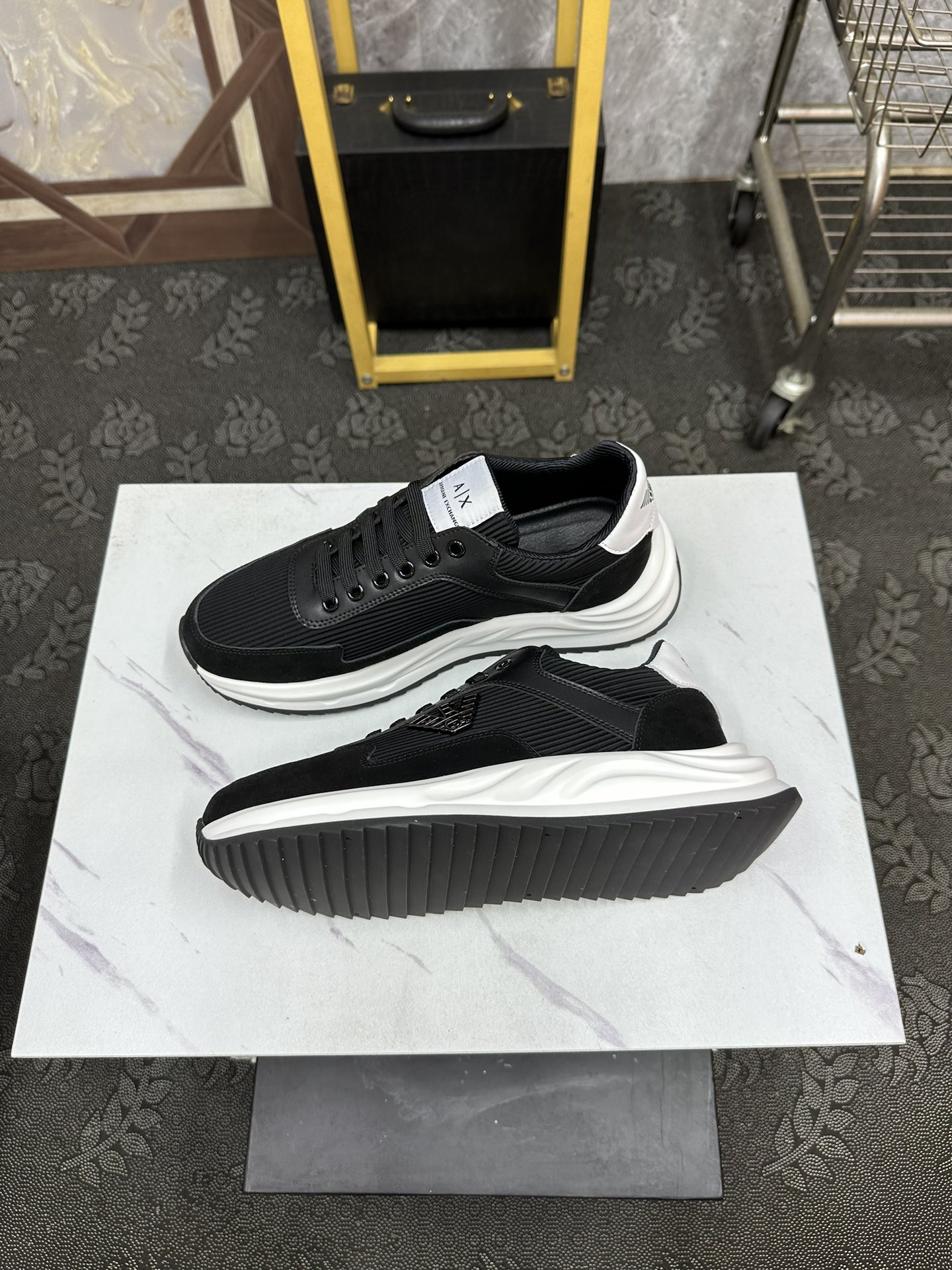 P200. [ARMARNI - ARMARNI 】 verano de los hombres últimos zapatos casuales nuevo listado, forro de cu
