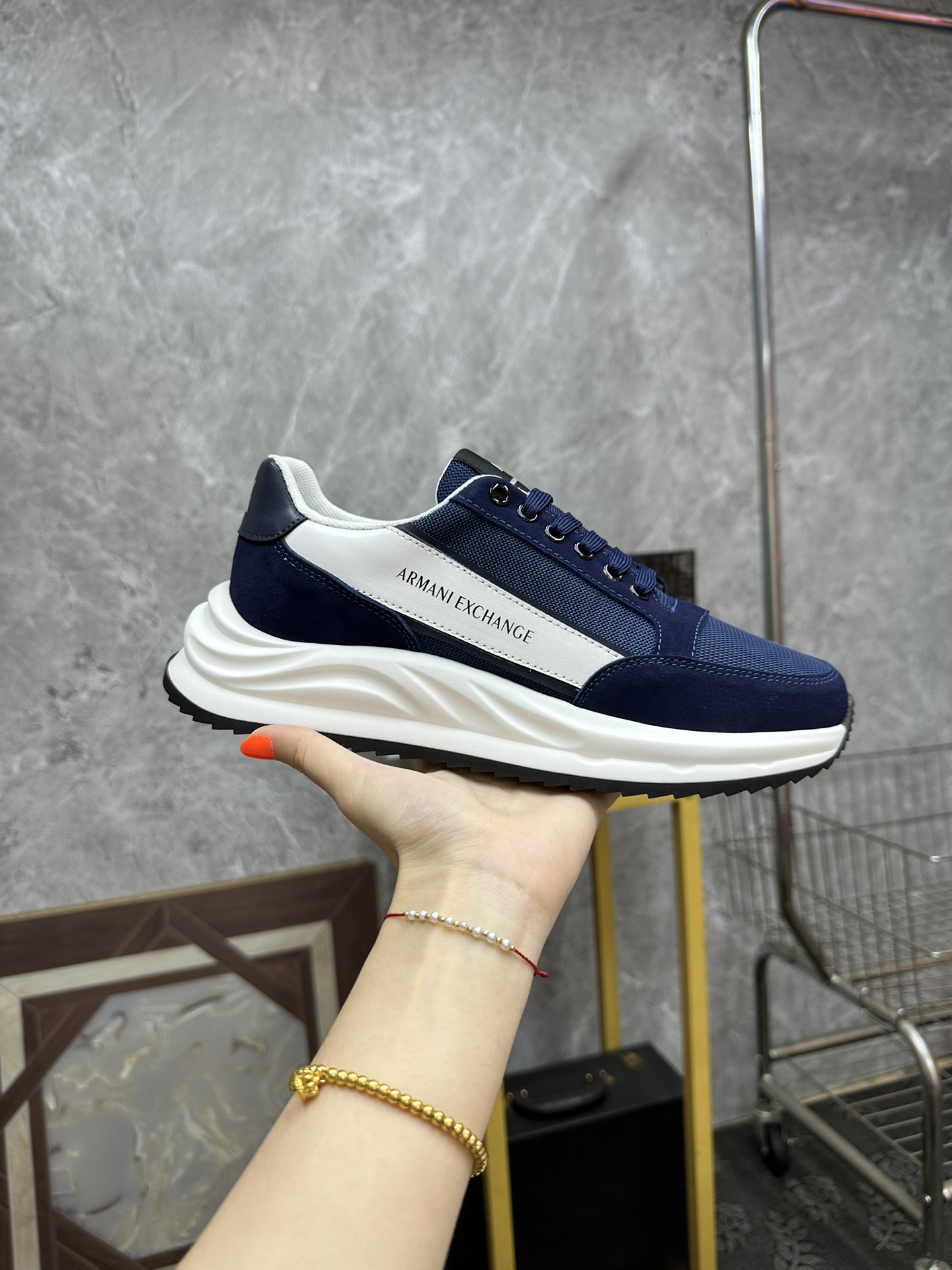 P200. [ARMARNI - ARMARNI 】 verano de los hombres últimos zapatos casuales nuevo listado, forro de cu