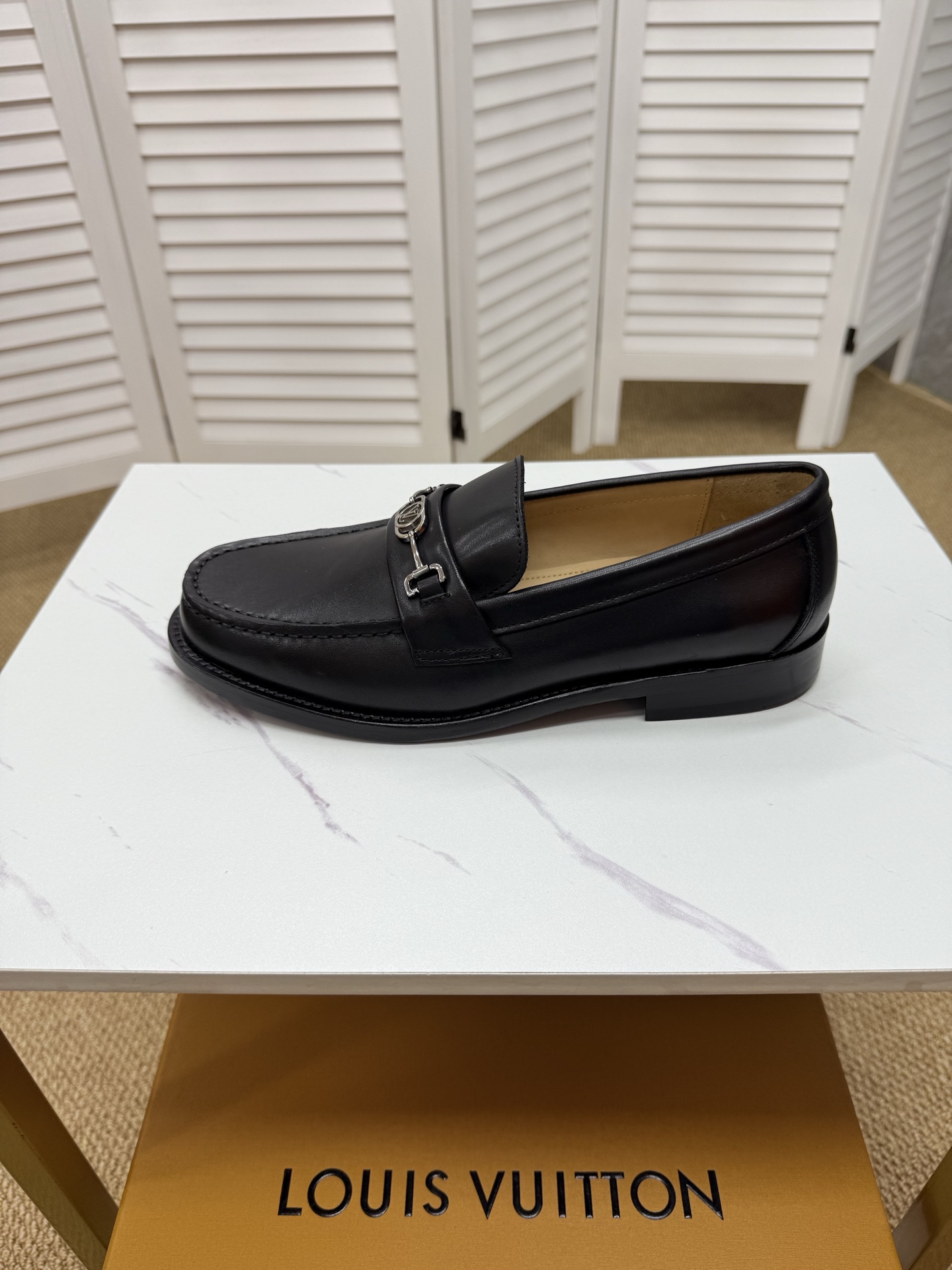 Louis Vuitton Leather Loafers for Men - Comfortable & Durable Dress Shoes 4 i1745350186125 3823 0 5