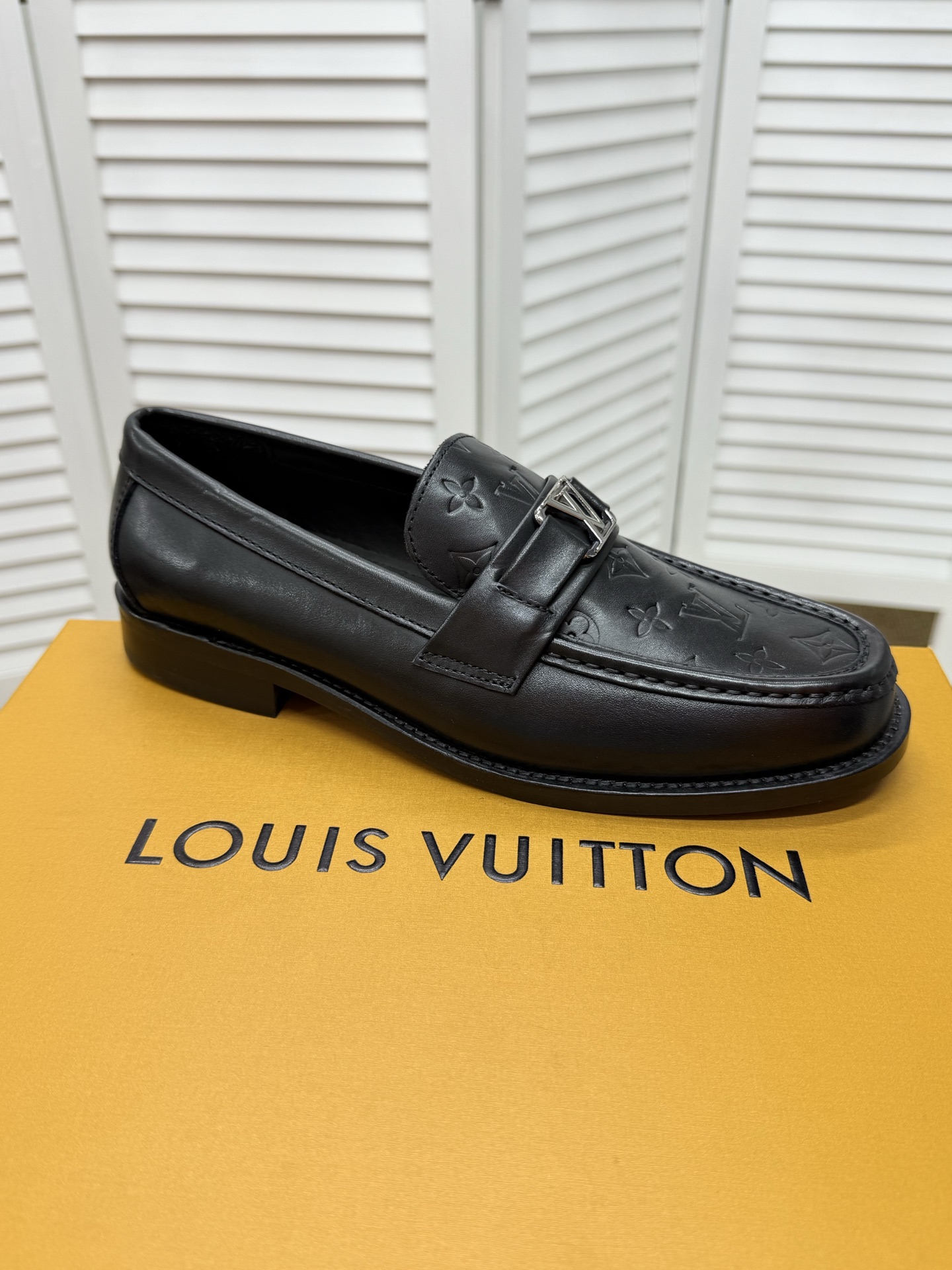 Louis Vuitton Black Leather Loafers for Men, Elegant & Comfortable 6 i1745350346384 3122 0 8