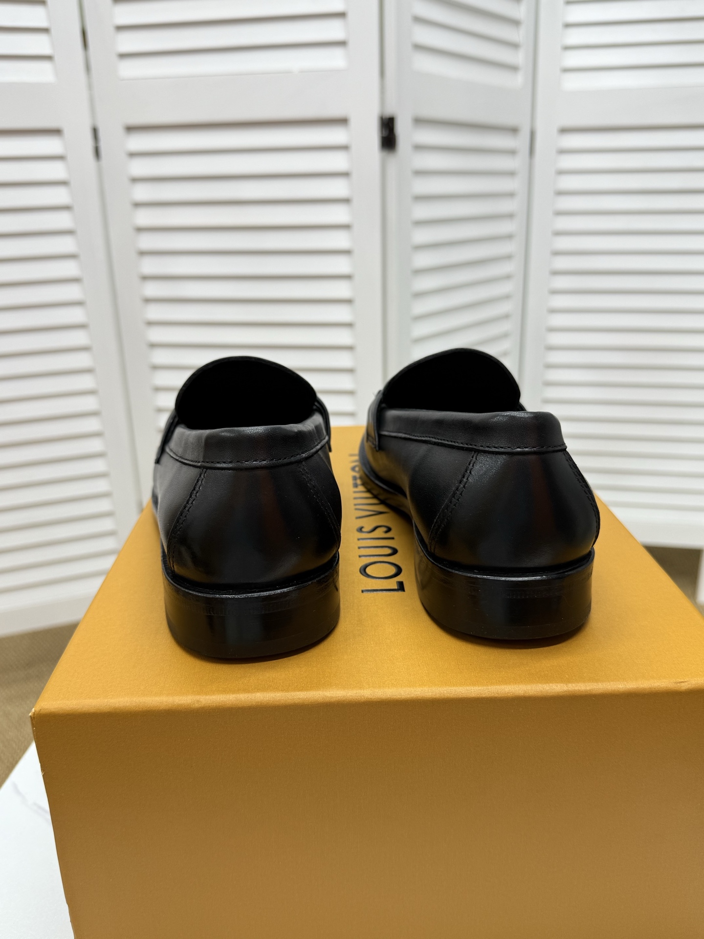 Louis Vuitton Black Leather Loafers for Men, Elegant & Comfortable 10 i1745350347939 7885 0 6