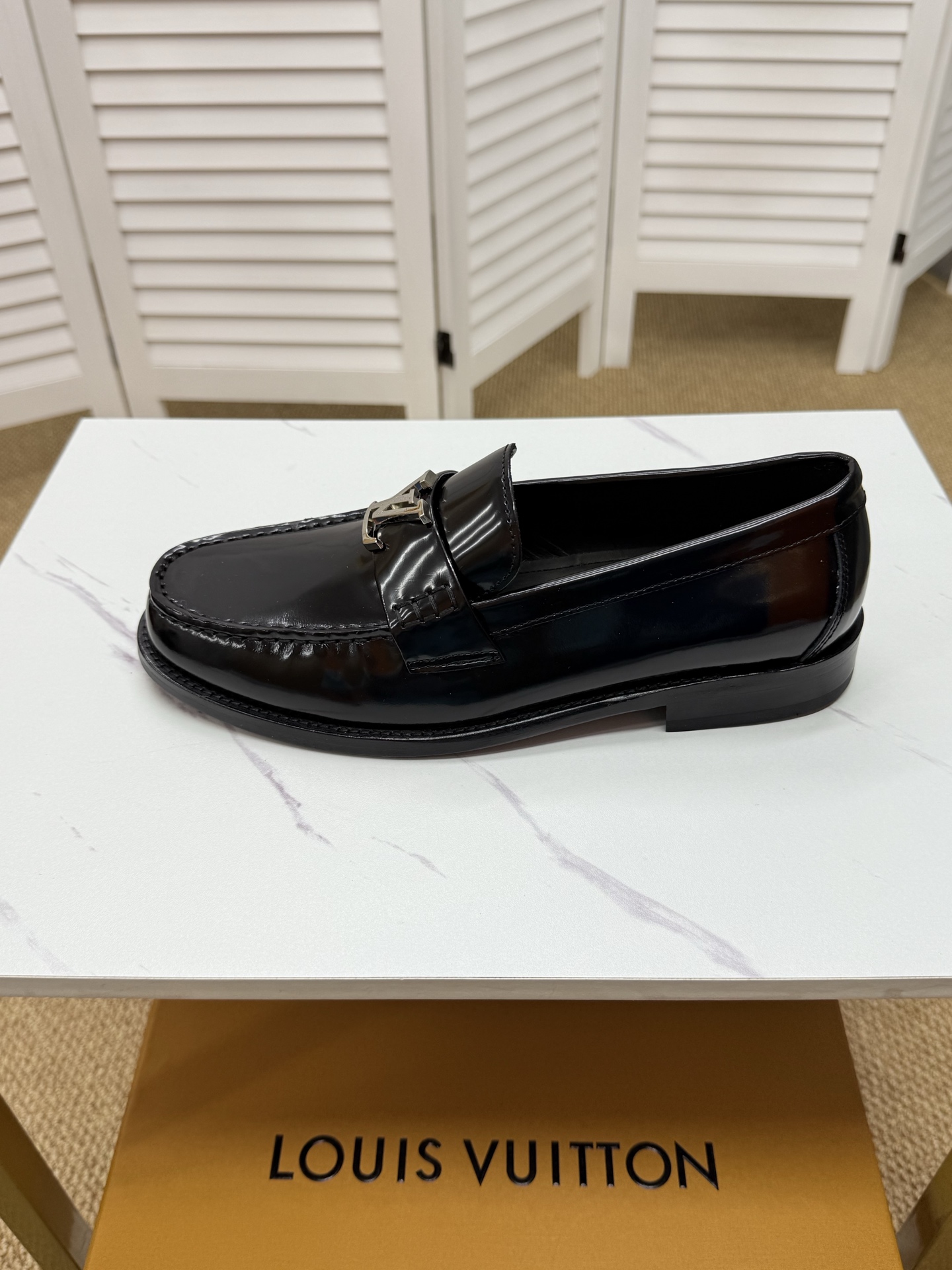 Louis Vuitton Leather Loafers, Black, Sizes 39-44, Handcrafted Comfort and Style 4 i1745350401175 9872 0 3