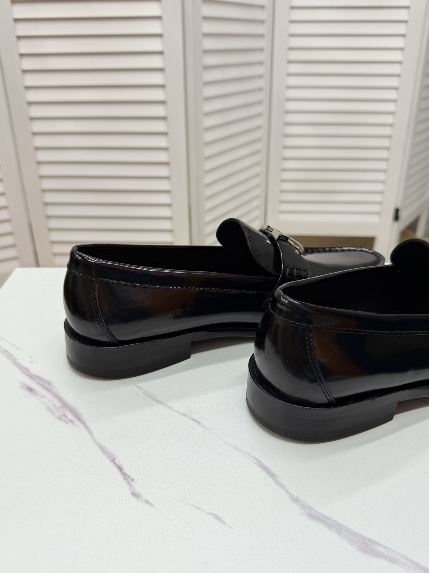 Louis Vuitton Leather Loafers, Black, Sizes 39-44, Handcrafted Comfort and Style 5 i1745350403104 6512 0 2