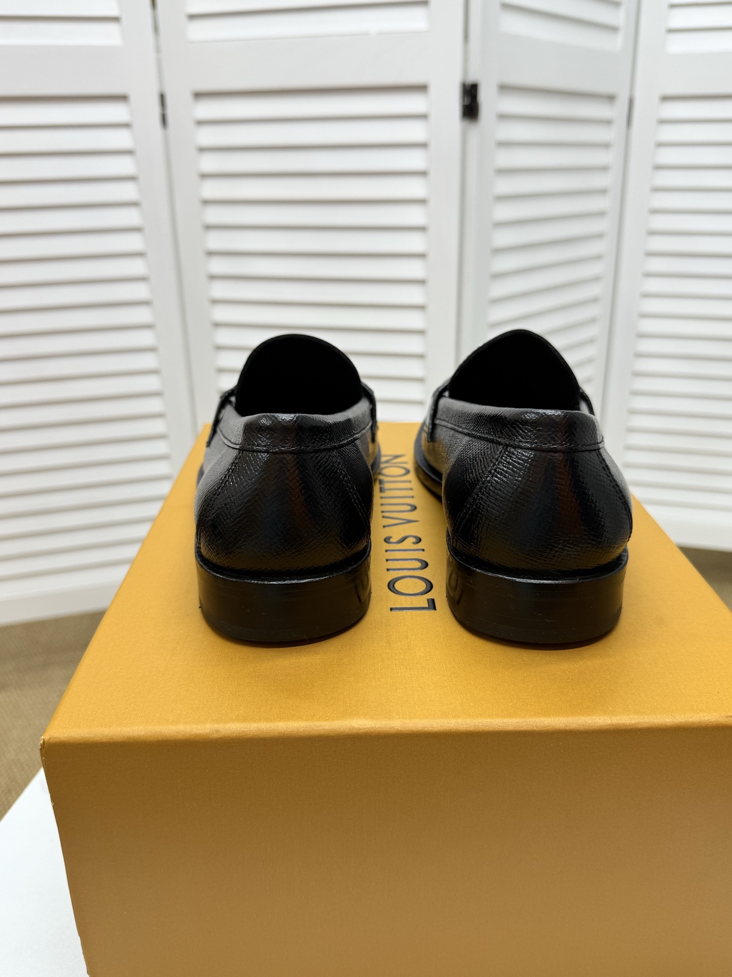 Louis Vuitton Leather Loafers - Original Design, Comfortable and Durable 9 i1745350420675 8931 0 6