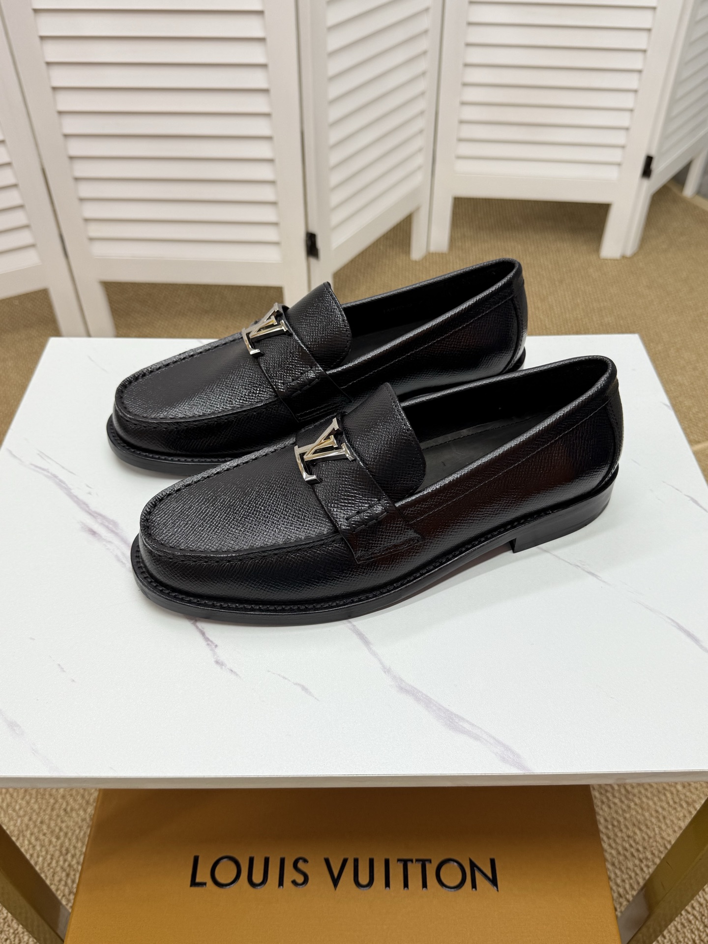 Louis Vuitton Leather Loafers - Original Design, Comfortable and Durable 1 Louis Vuitton Leather Loafers - Original Design, Comfortable and Durable