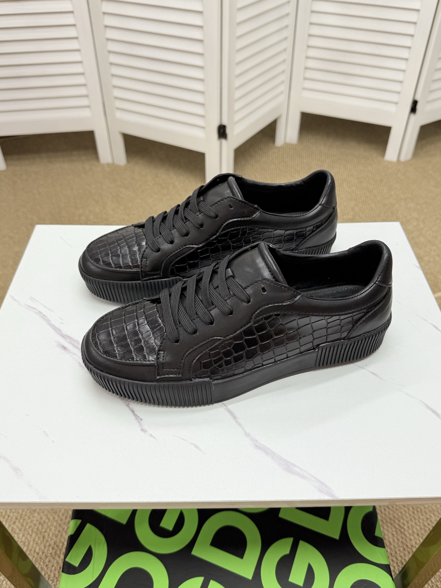 NO:345038,. (DG) The latest sports and casual shoes are fashionable and versatile, which can add luster and color to various shapes. Create a unique dynamic and modern exquisite design, showing a modern and elegant style. Size38-46 (45, 46 customized, non-return and exchange) Se,19860909.（DG）最新运动休闲鞋时尚百搭,可为各式造型增光添彩.塑造独具动感活力与摩登气息的精致设计,尽显现代优雅格调. Size38-46（45、46订做不退换）Se,,Men's shoes