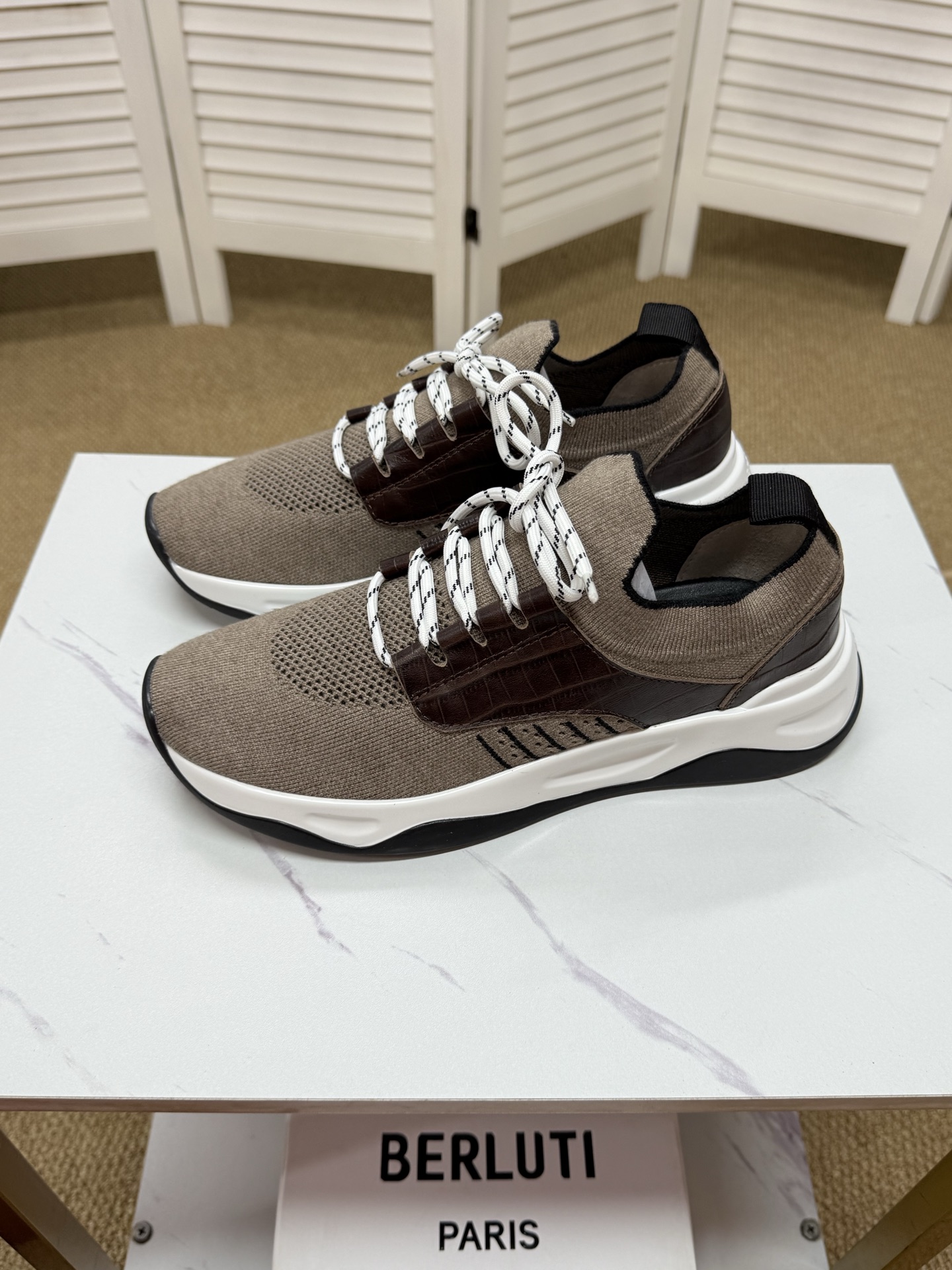 _dhp9sHYKdcC7PLYmXqt0NJ7w04TYz6W3tue2brA