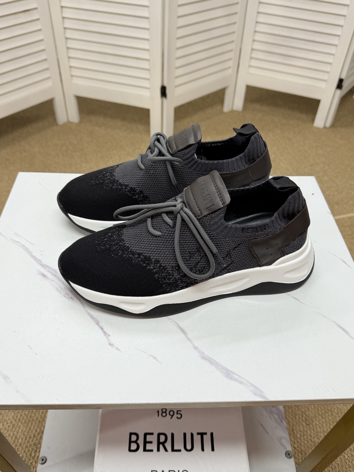 _dmq9sWS_cq8SSHQth3VMqoHd76342lILO2ZDe4Q