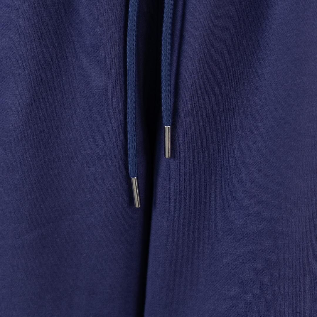 “High-Quality Balenciaga Paris House Shorts with Custom Embroidery and Cotton-Crunch Fabric” - 图片 5
