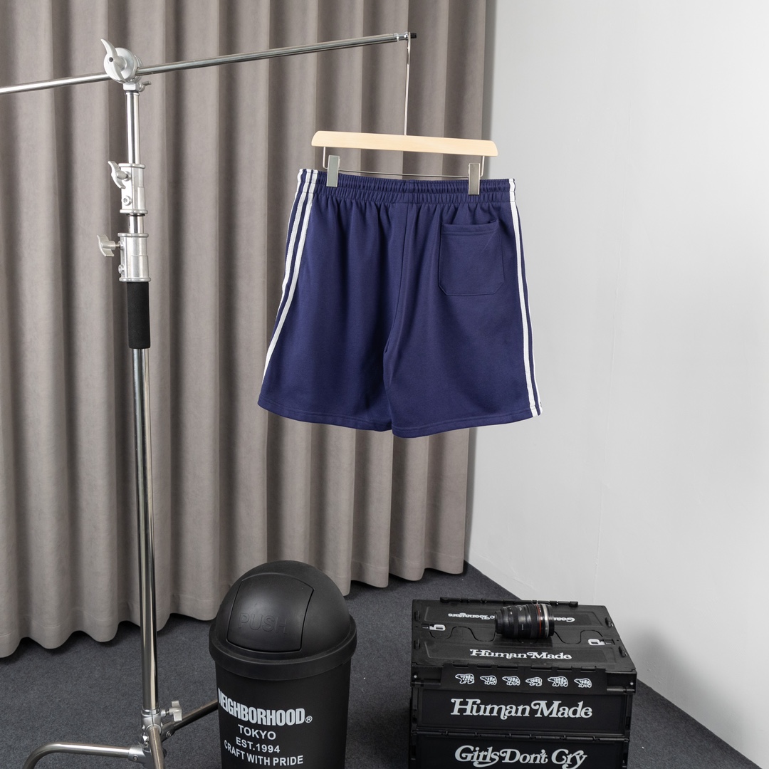 “High-Quality Balenciaga Paris House Shorts with Custom Embroidery and Cotton-Crunch Fabric” - 图片 2