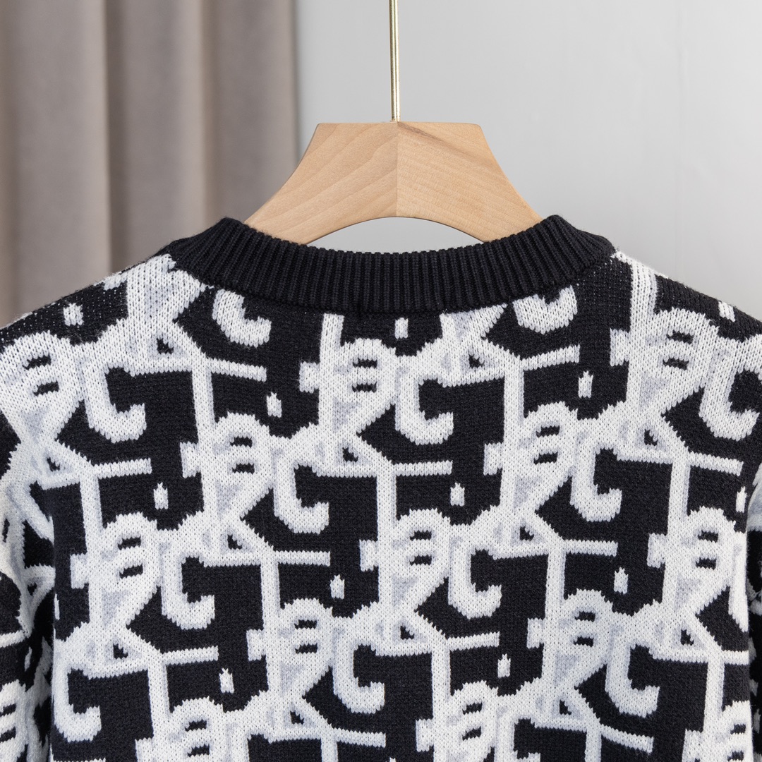 High-Tech Wool Sweater: Dior’s Latest 500g Seven-Needle Design in Black, White, and Green - 图片 7