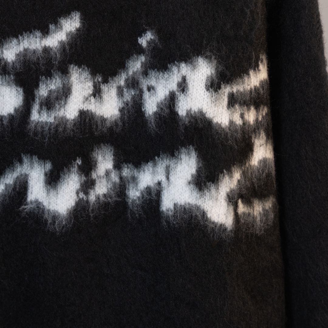 YSL St. Román’s Seahorse Hair Long Sleeve Sweaters Review - 图片 7