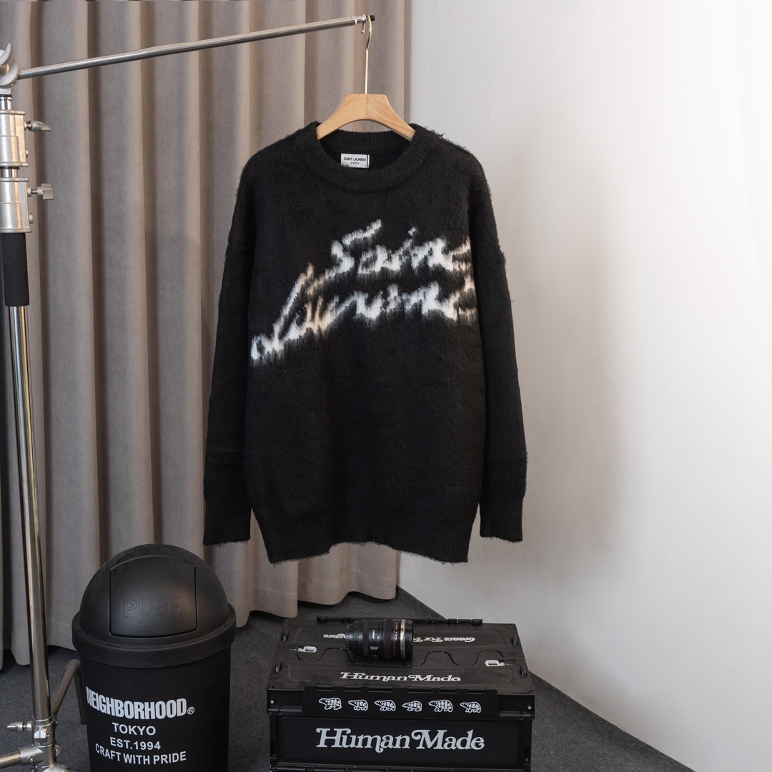 YSL St. Román’s Seahorse Hair Long Sleeve Sweaters Review - 图片 1