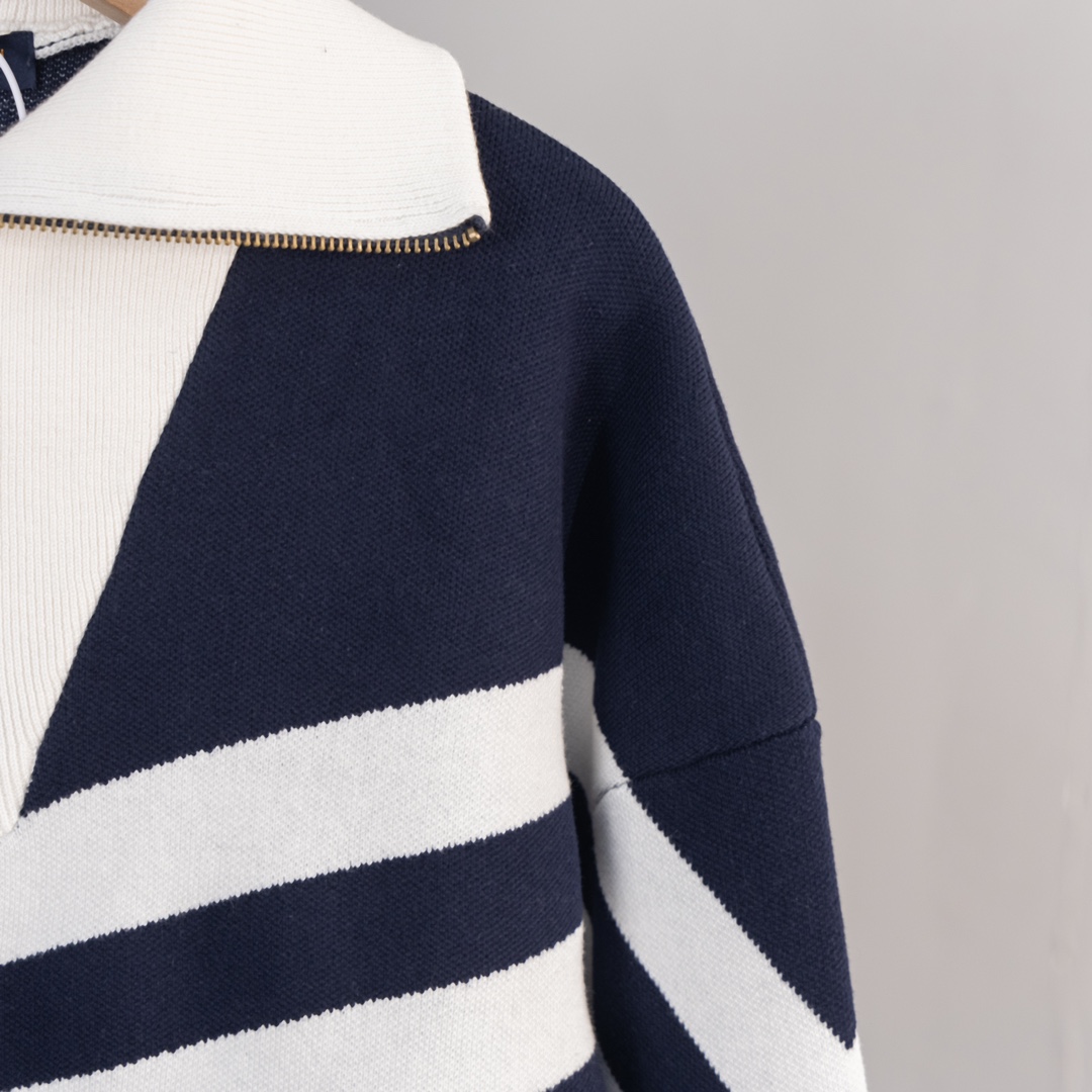 Fashion Review: Louis Vuitton Wool Jacket with Embroidered Logo in AD163 Section - 图片 6