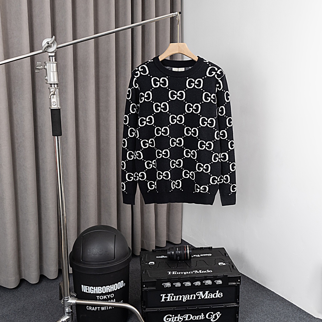 Luxury Wool Sweaters by Gucci: High-Tech Craftsmanship and Exquisite Details - 图片 1