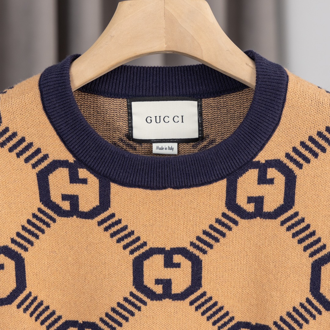 Luxury Wool Sweaters: Gucci’s High-Tech AD180 Collection with Intricate Details - 图片 4