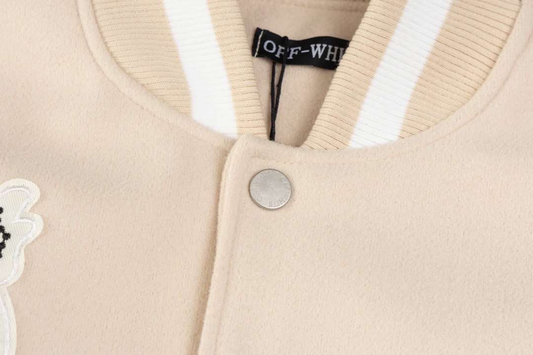 ADY35: Luxurious Off-White Baseball Jacket for Fashionable Commuters - 图片 6