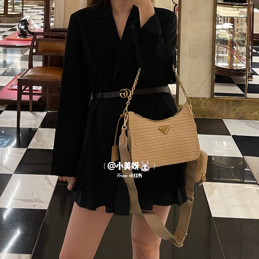 Louis Vuitton Haute Couture Haute Couture Ready-to-Wear Clothing Dress 4