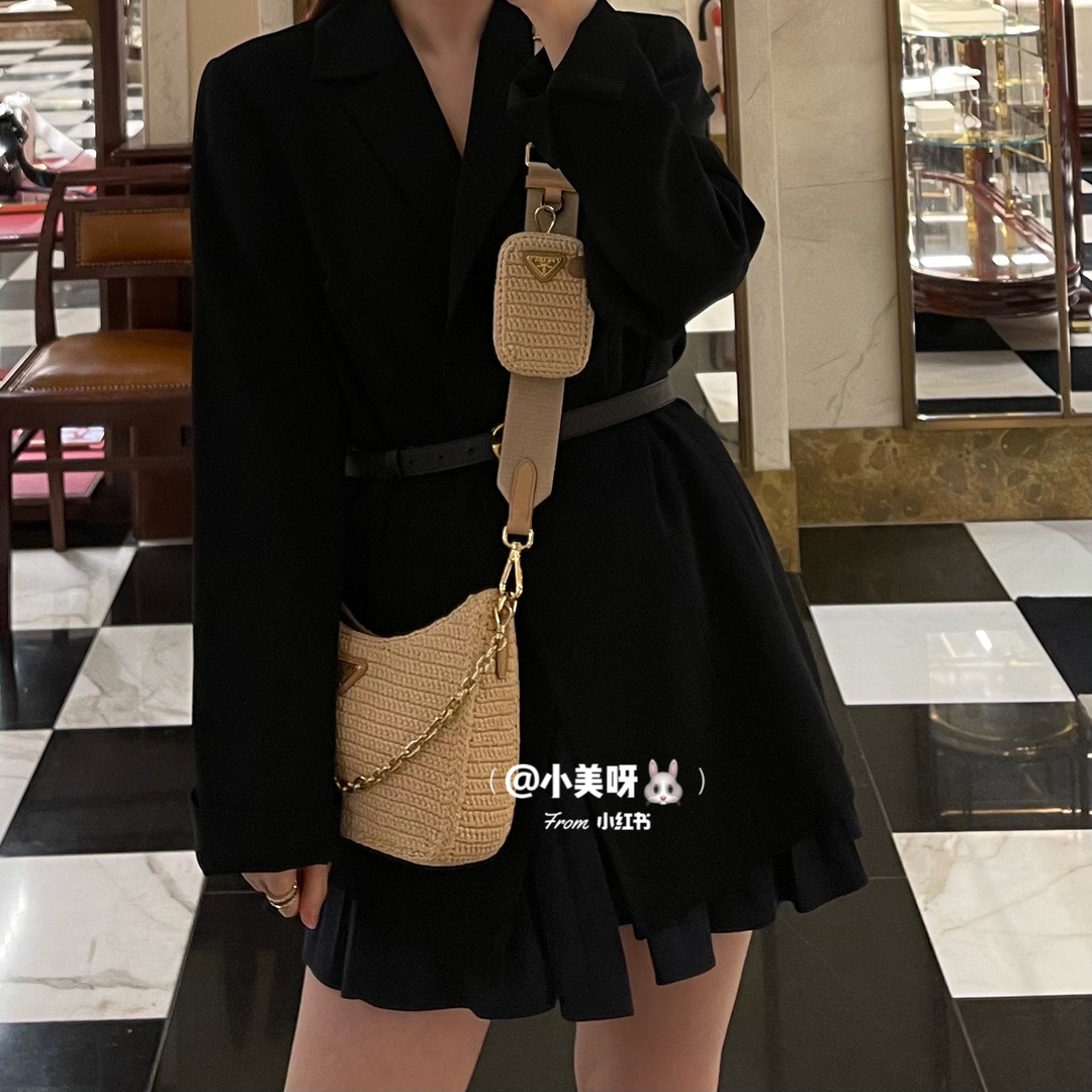 Louis Vuitton Haute Couture Haute Couture Ready-to-Wear Clothing Dress 2