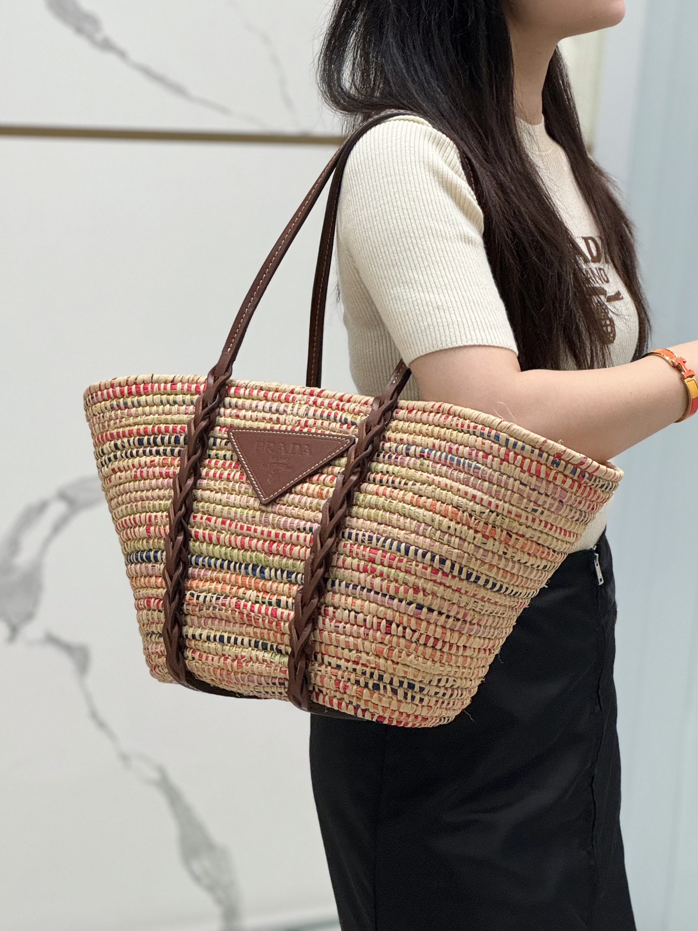 NO:208540,Take pictures of the upper body, Prada [top original list], prada19860909随拍上身图,普拉达【顶级原单】,prada,Bag