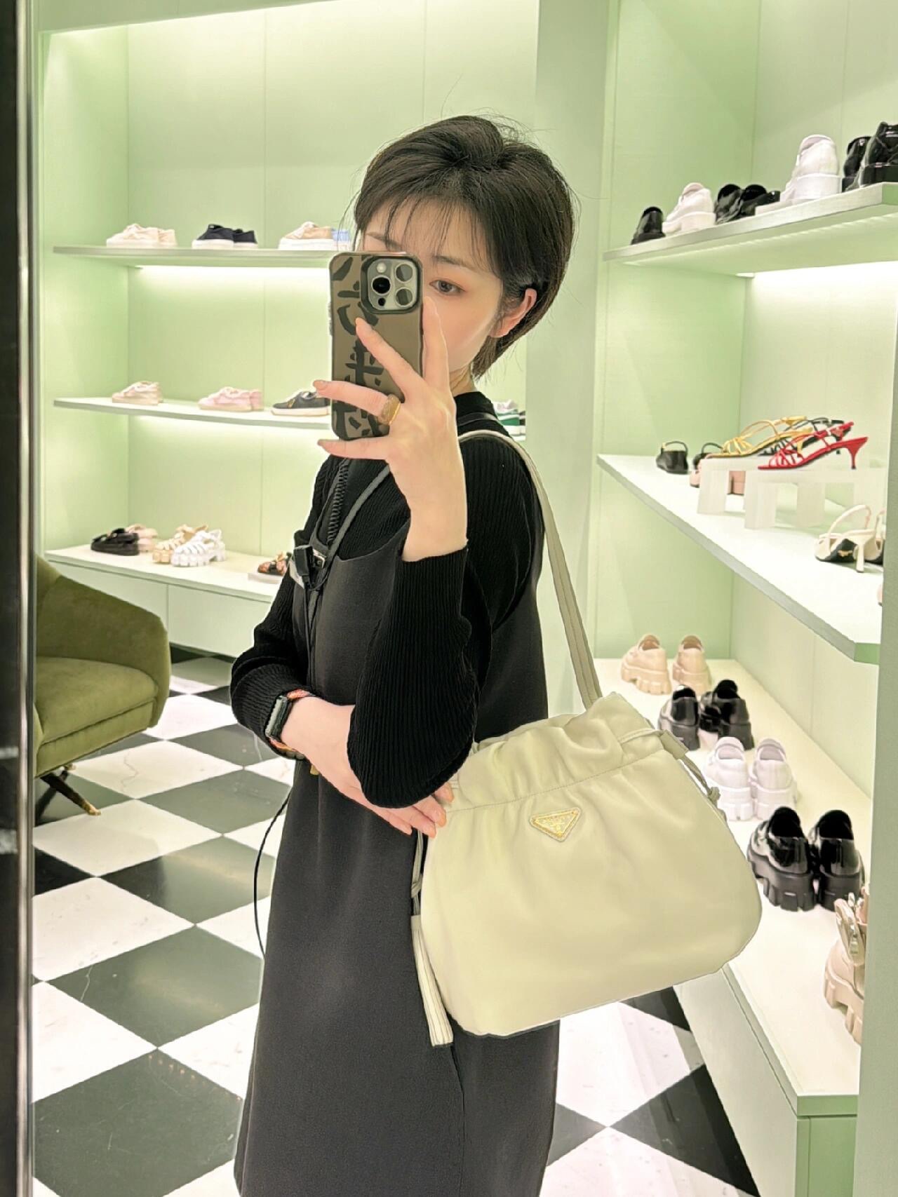 NO:210770,Cabinet picture, Prada [top original list], prada19860909柜图,普拉达【顶级原单】,prada,Bag
