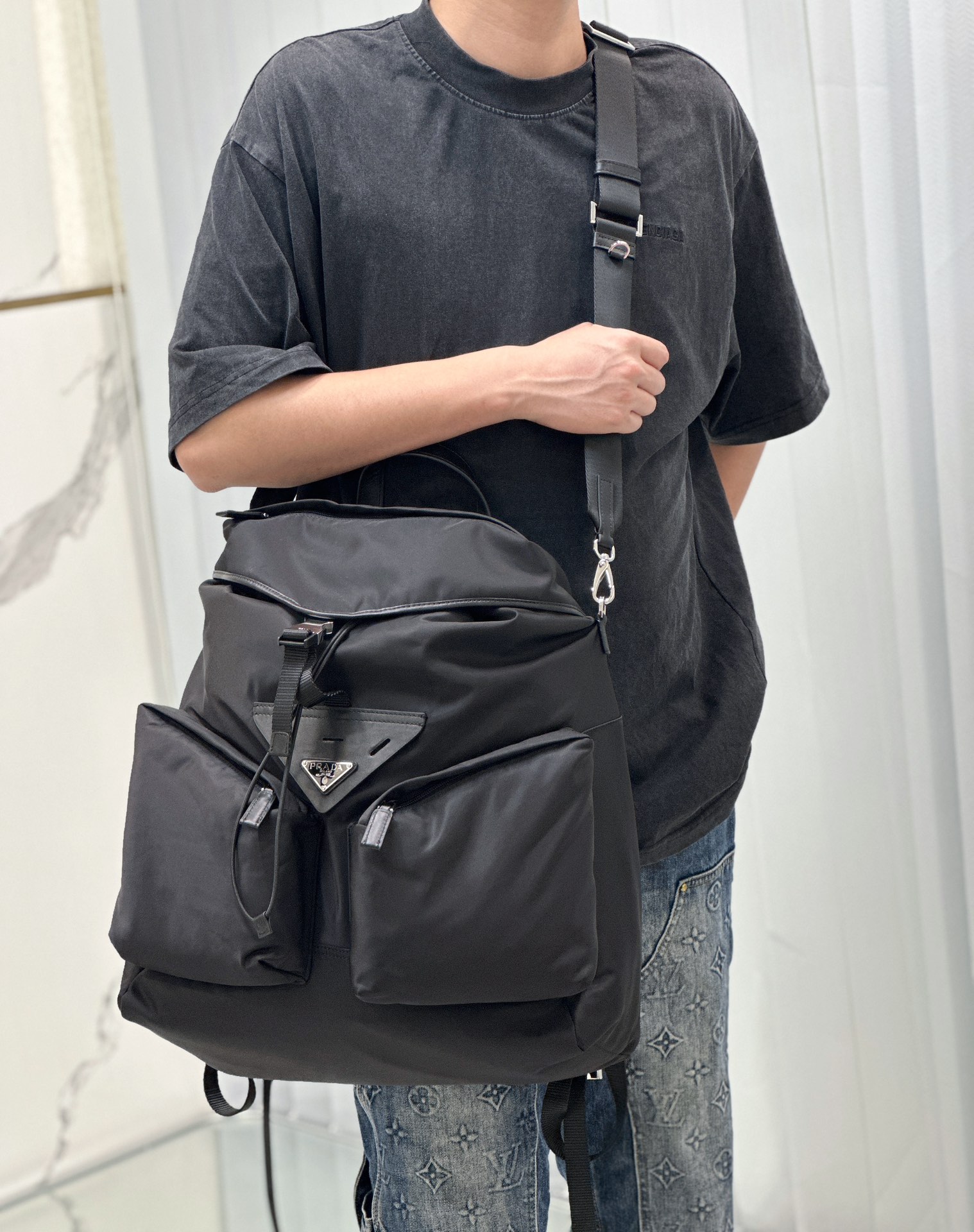 NO:582687,Casual upper body picture, Prada [top original single], prada19860909随拍上身图,普拉达【顶级原单】,prada,Bag