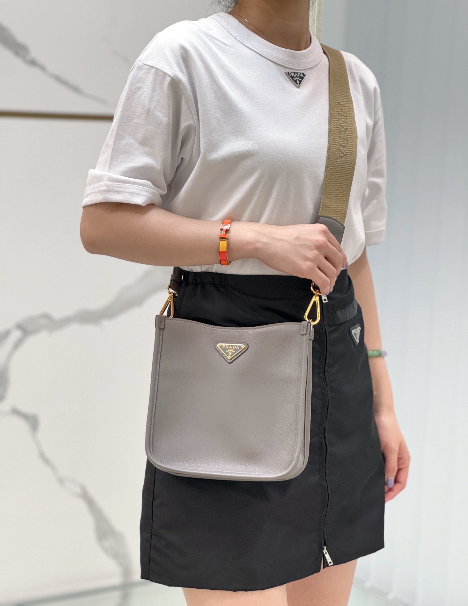 NO:391351,Take pictures of the upper body, Prada [top original list], prada19860909随拍上身图,普拉达【顶级原单】,prada,Bag