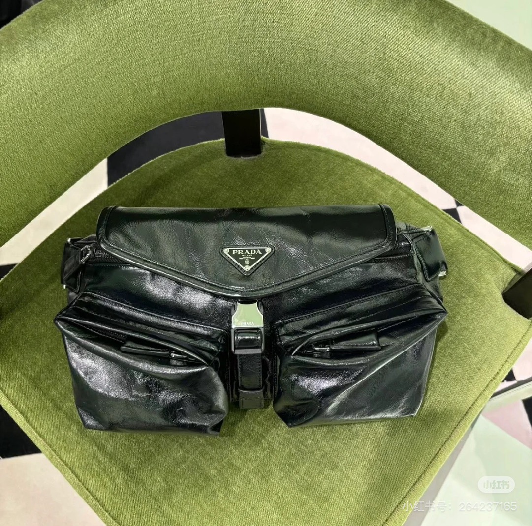 NO:582654,Cabinet picture, super fashionable, Prada [top original order], prada19860909柜图,超时髦,普拉达【顶级原单】,prada,Bag