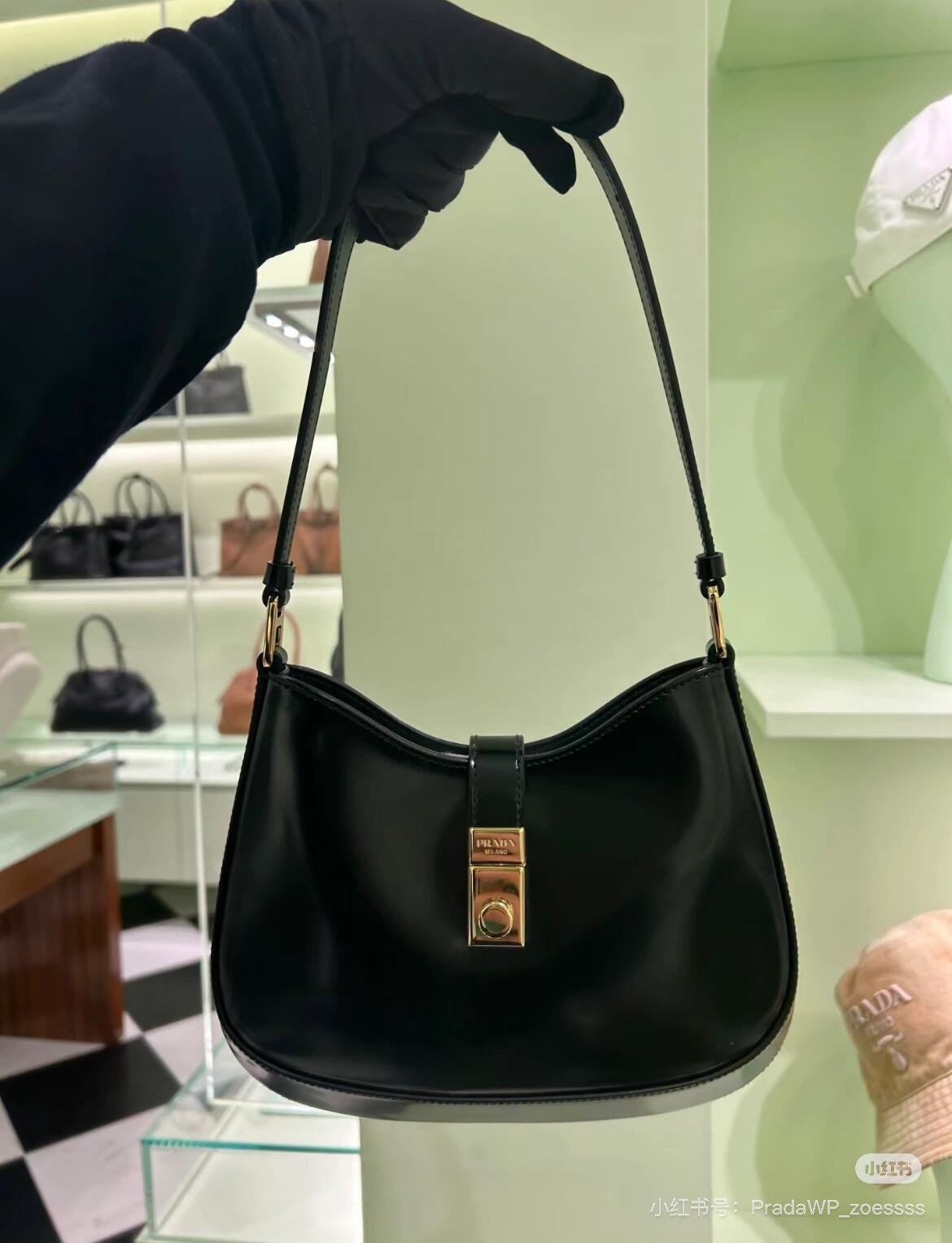 NO:208614,Cabinet picture, Prada [top original list], prada19860909柜图,普拉达【顶级原单】,prada,Bag