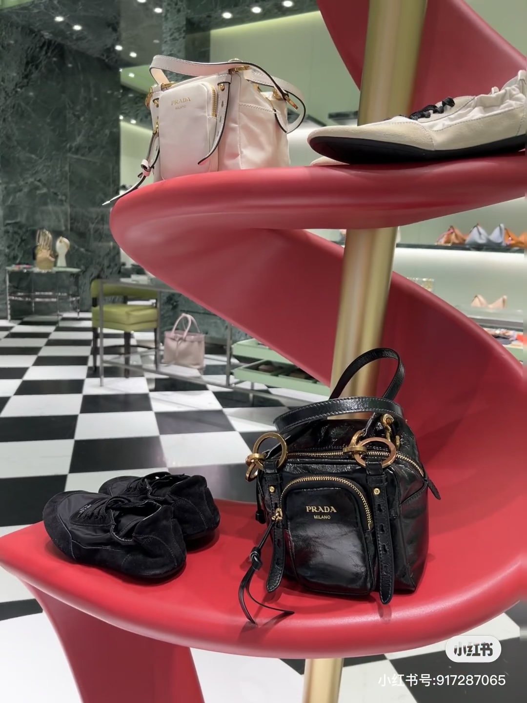 NO:391290,Cabinet picture, Prada [top original list], prada19860909柜图,普拉达【顶级原单】,prada,Bag