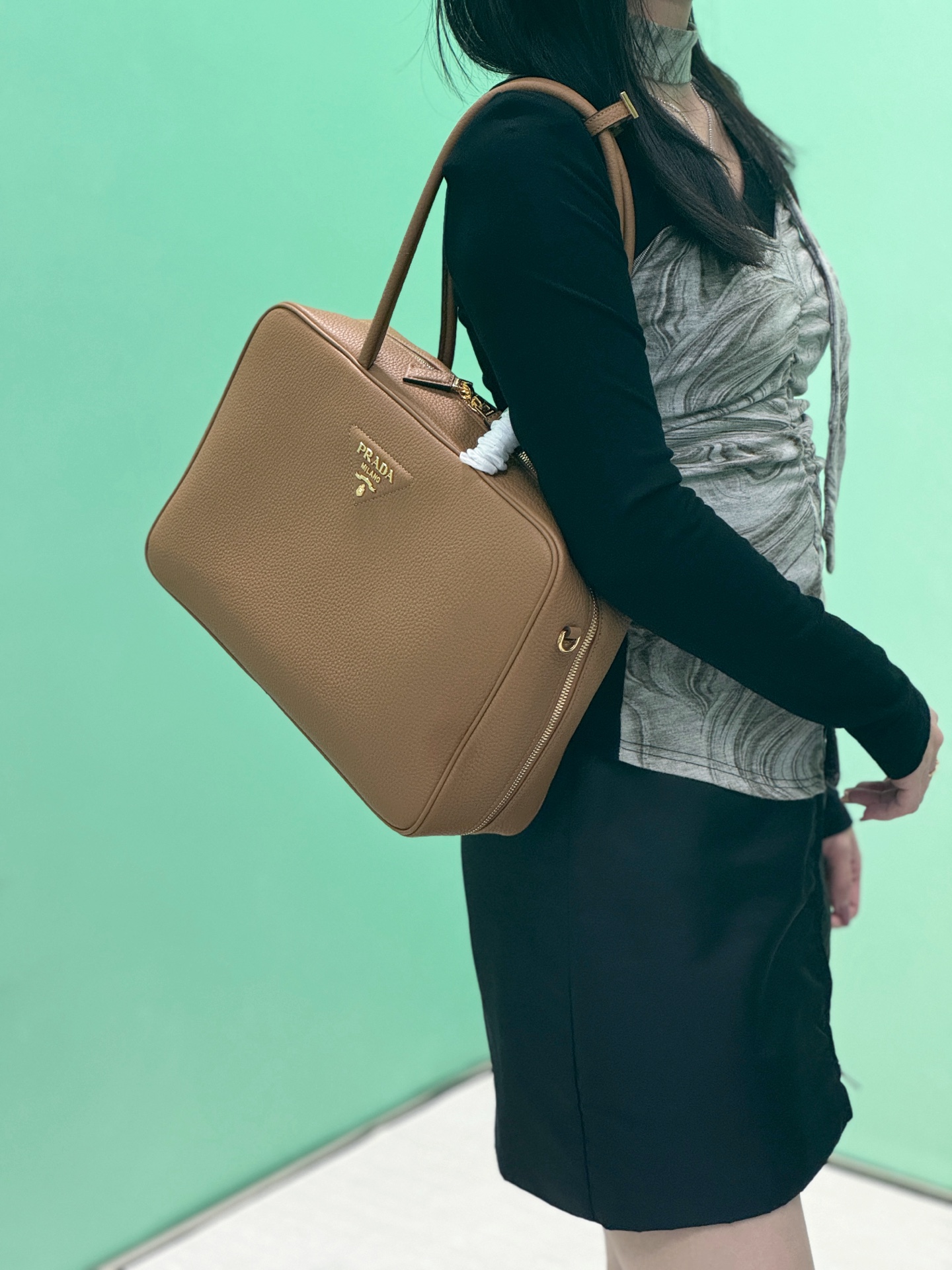 NO:582194,Casual upper body picture, Prada [top original single], prada19860909随拍上身图,普拉达【顶级原单】,prada,Bag