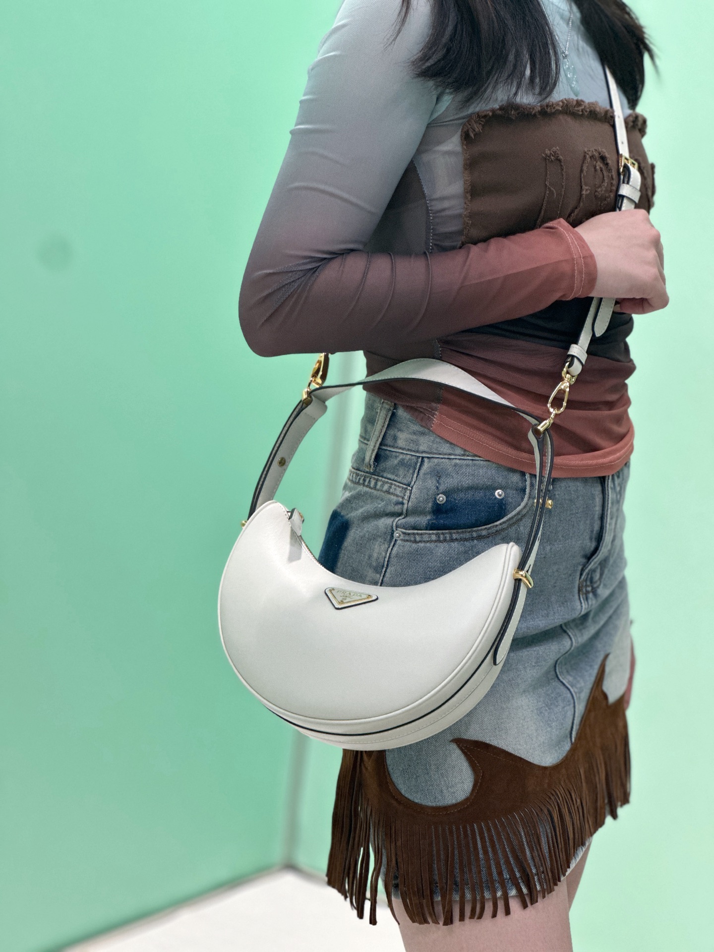 NO:208533,Take pictures of the upper body, Prada [top original list], prada19860909随拍上身图,普拉达【顶级原单】,prada,Bag