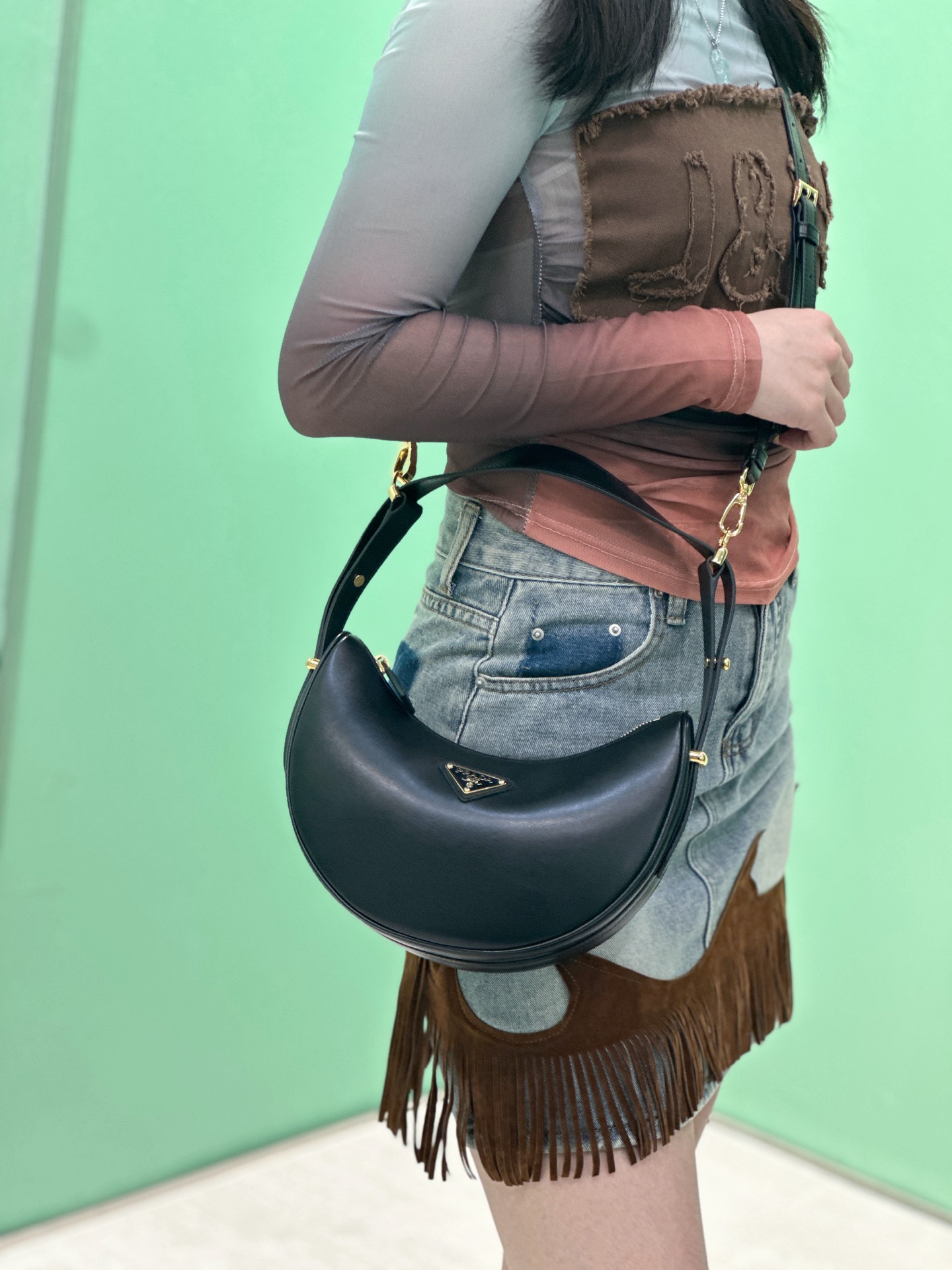 NO:208506,Take pictures of the upper body, Prada [top original list], prada19860909随拍上身图,普拉达【顶级原单】,prada,Bag