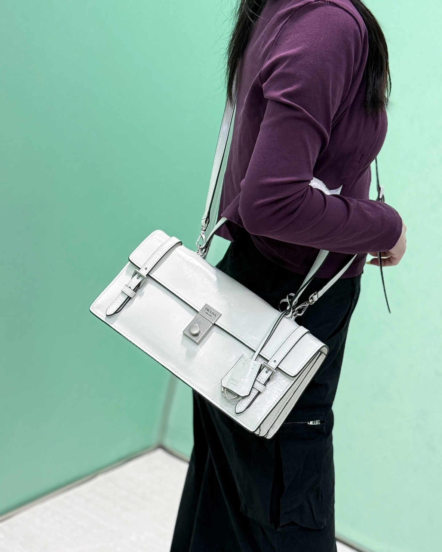 NO:211259,Take pictures of the upper body, Prada [top original list], prada19860909随拍上身图,普拉达【顶级原单】,prada,Bag