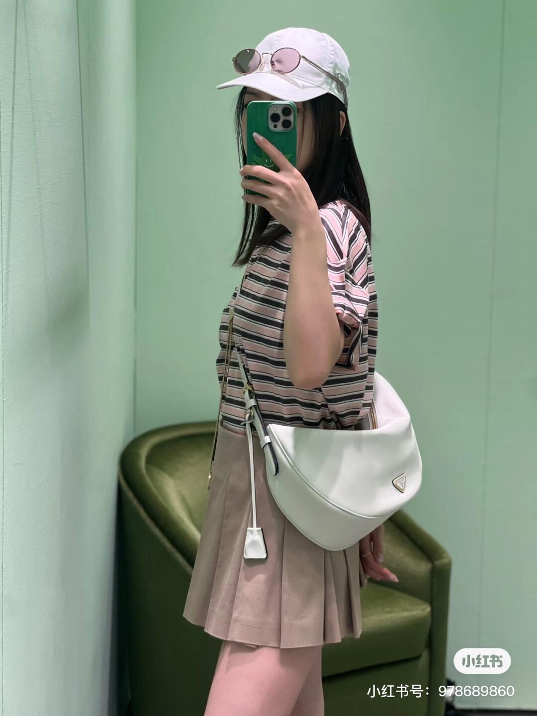NO:688567,Cabinet picture,Prada【Top original order】,prada19860909柜图,普拉达【顶级原单】,prada,Bag