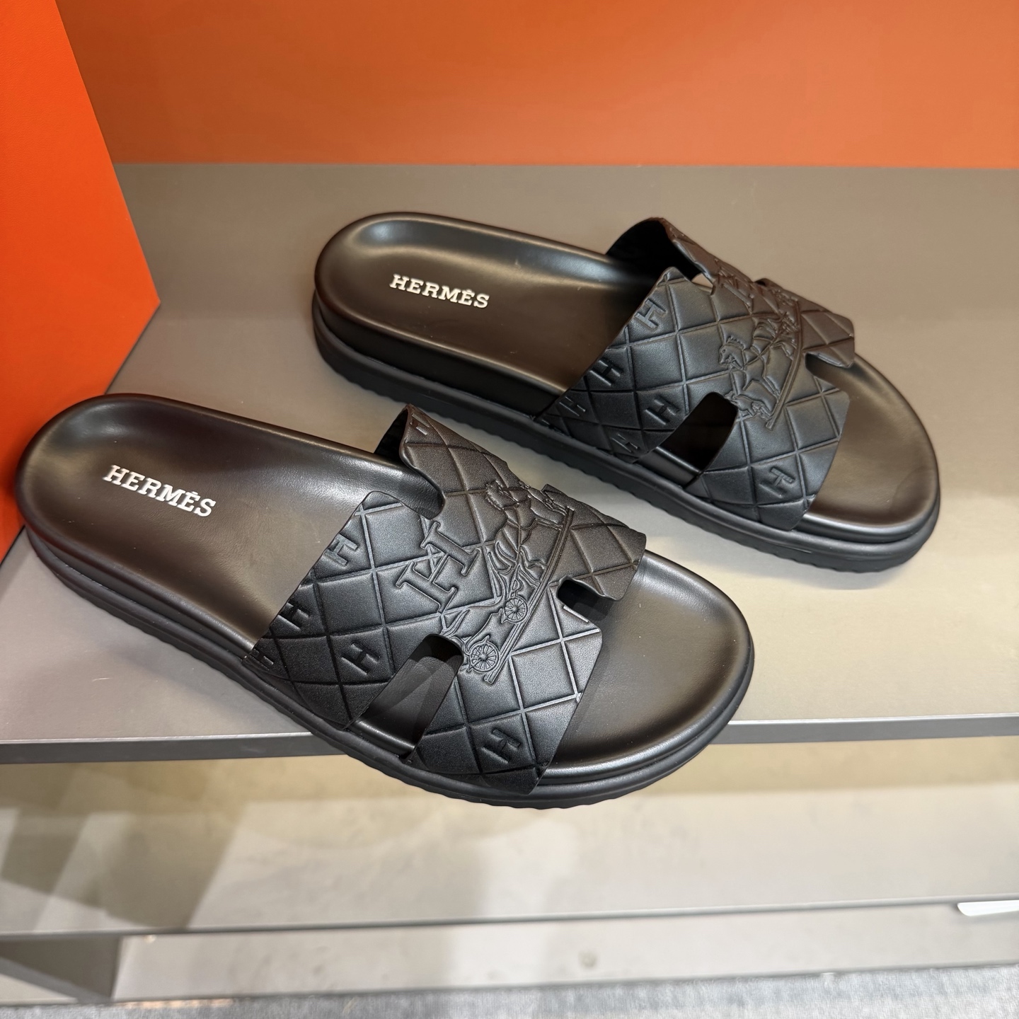 Мужские шлёпанцы Hermes Oran Hermès