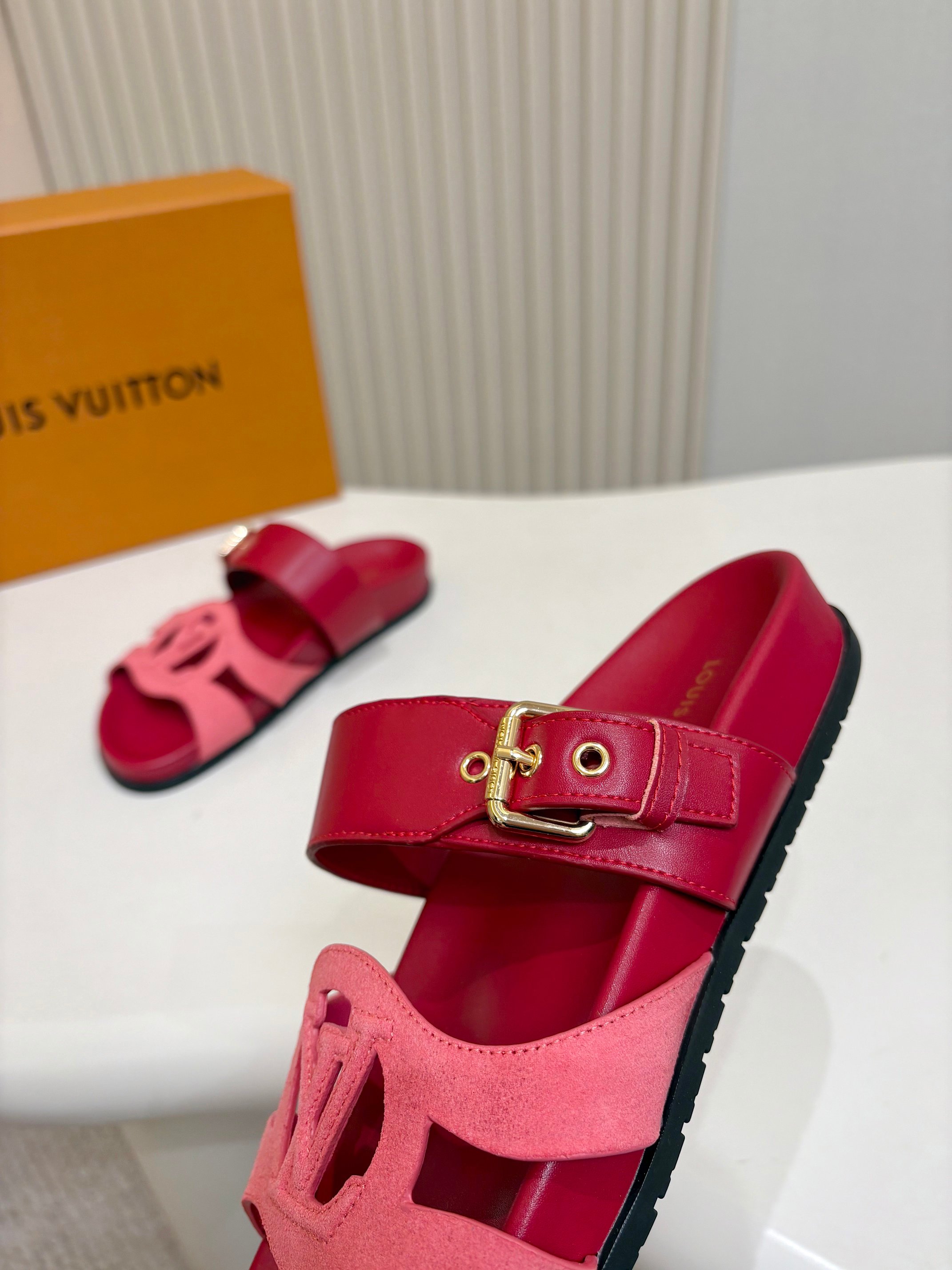 Louis Vuitton Slides