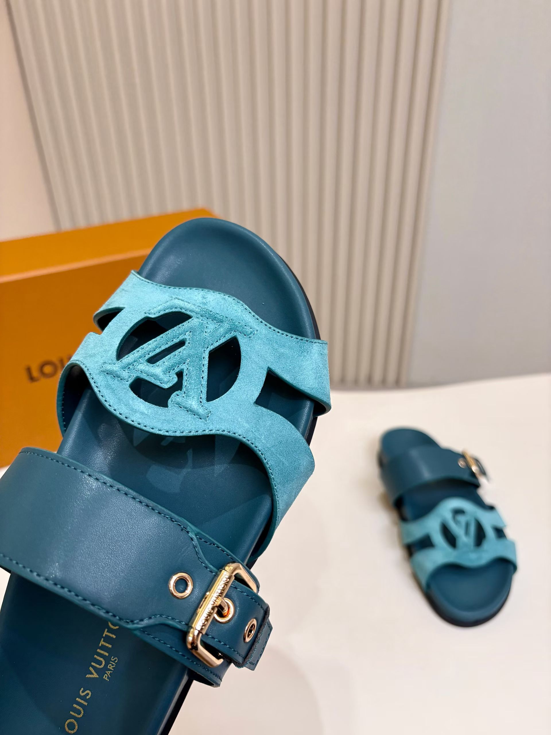Louis Vuitton Slides