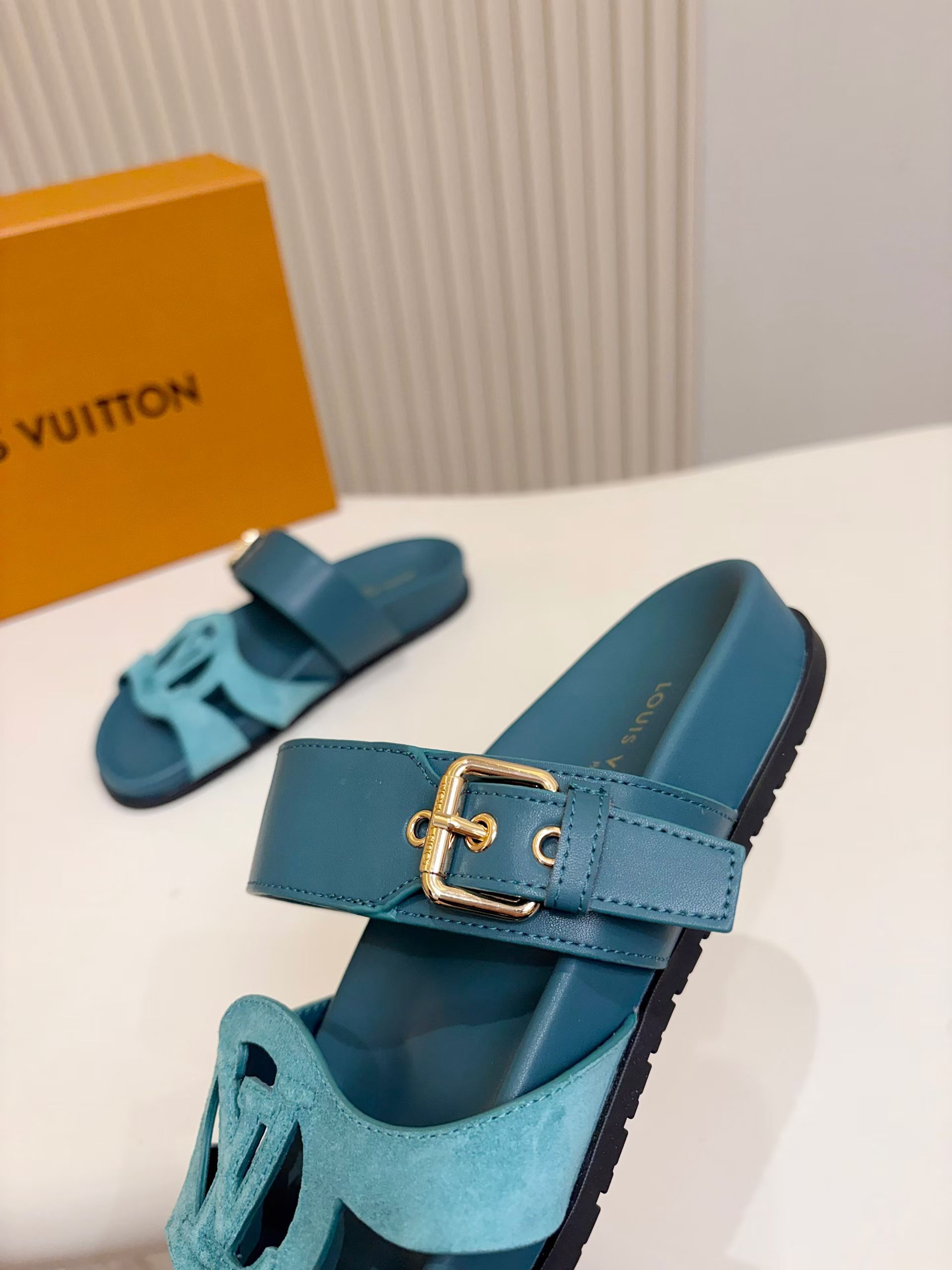 Louis Vuitton Slides